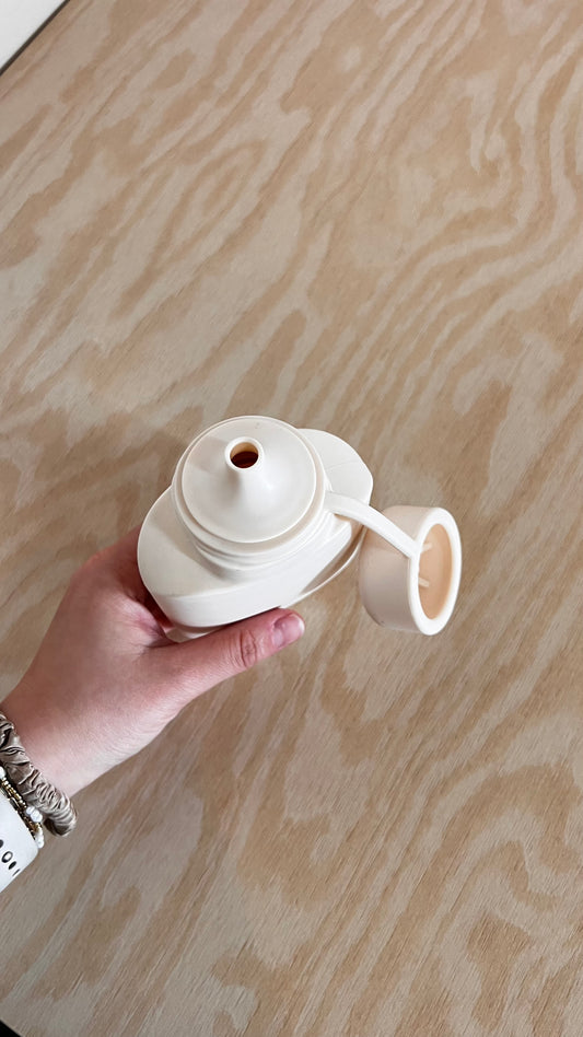 DS - Consignment - Minika White Smoothie Silicone Cup