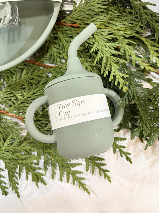 Hallington - Tiny Sips Cup