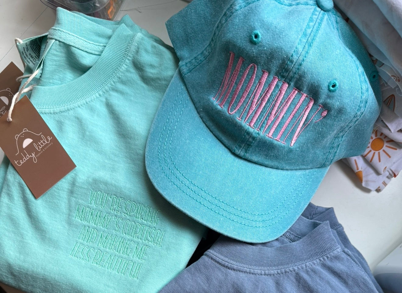 Teddy Little Apparel - MOMMIN hat