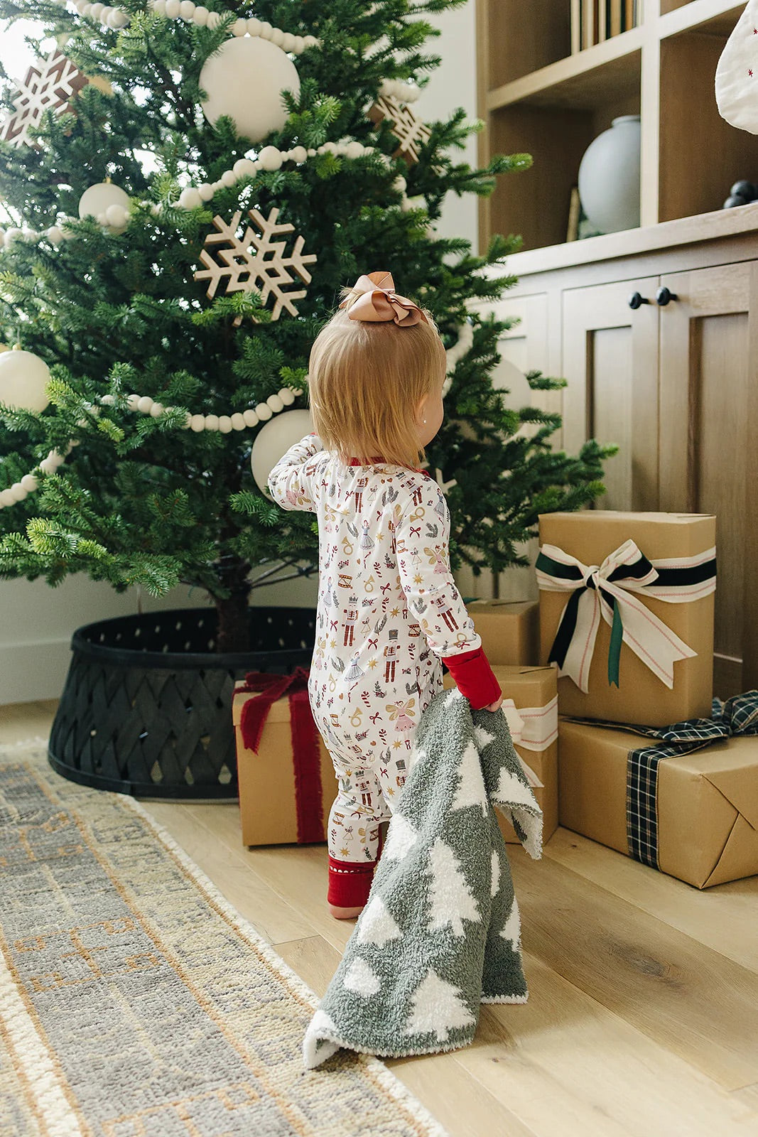 Mebie Baby - Pines Plush Blanket