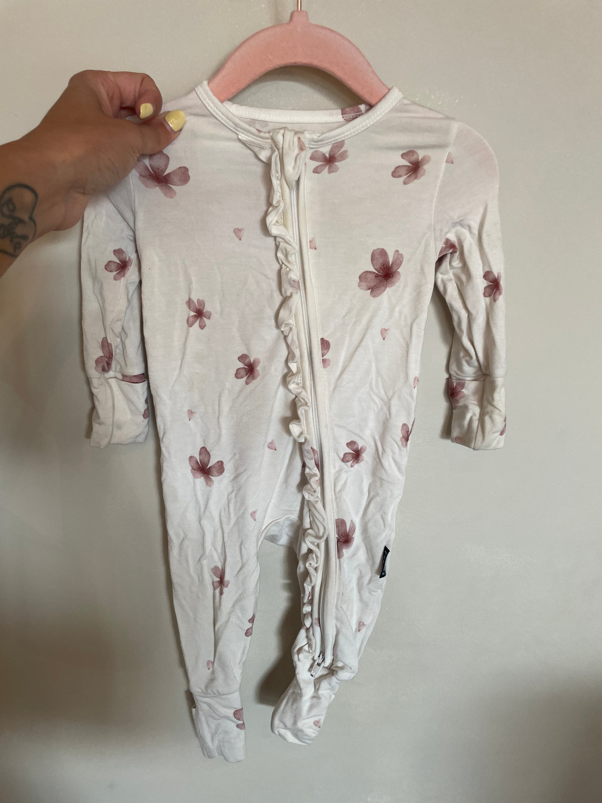 CC - Consignment - Belan J Floral Sleeper - 3-6M