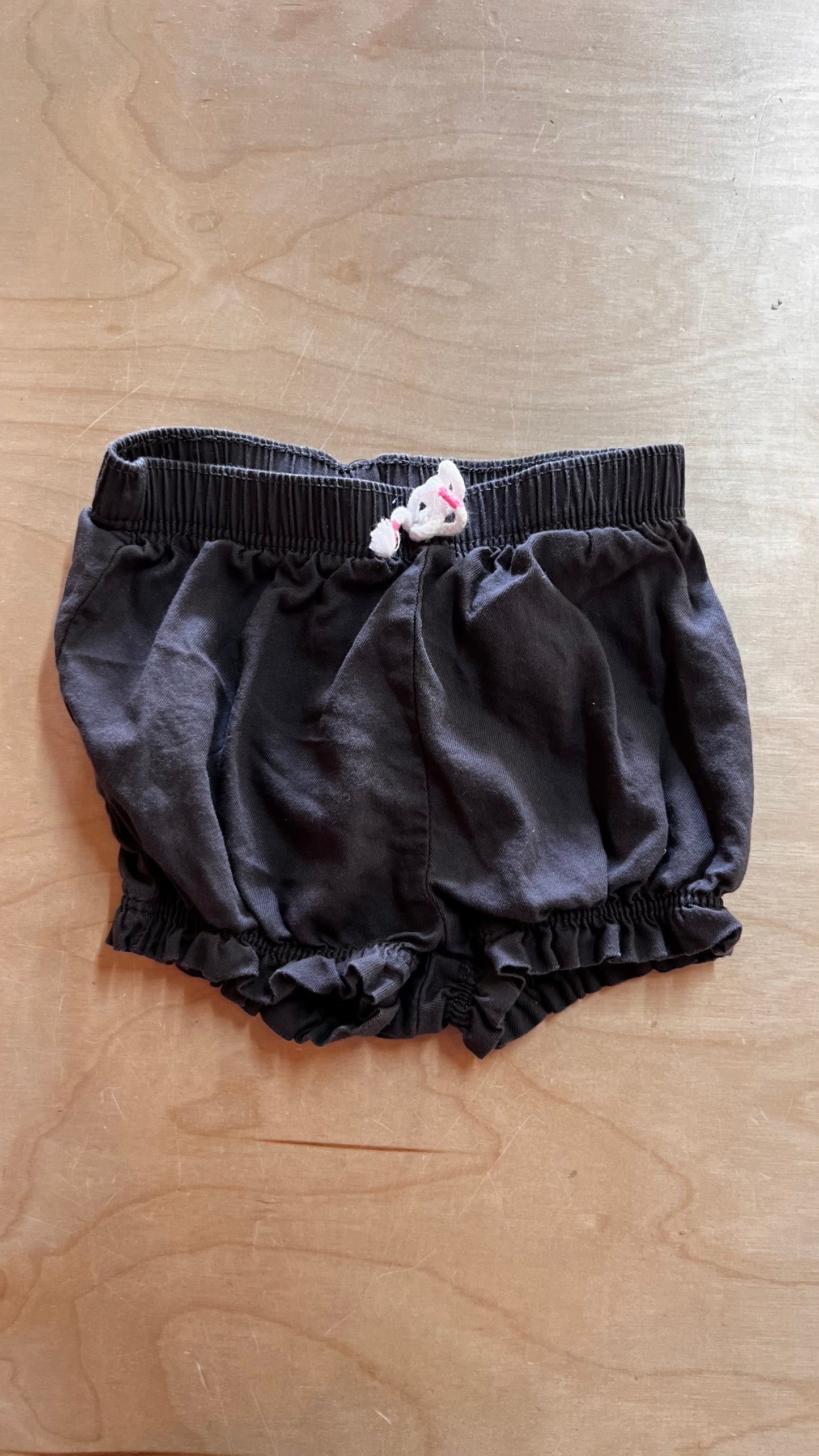 MN - Consignment - Carters Charcoal Bloomers 3M