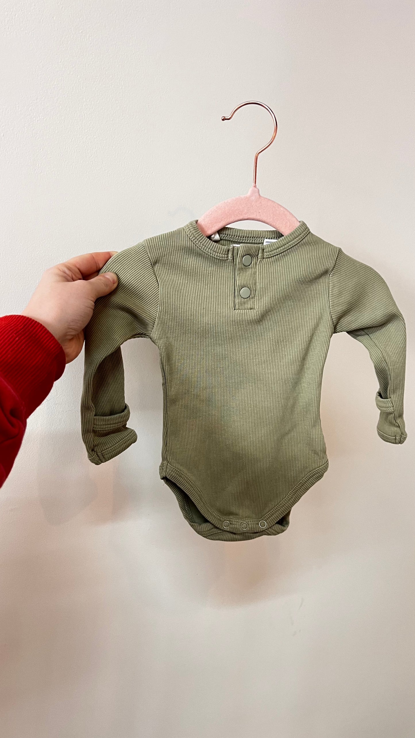 KD - Consignment - Snuggle Hunny Kids - Green Long Sleeve Bodysuit - 0-3M