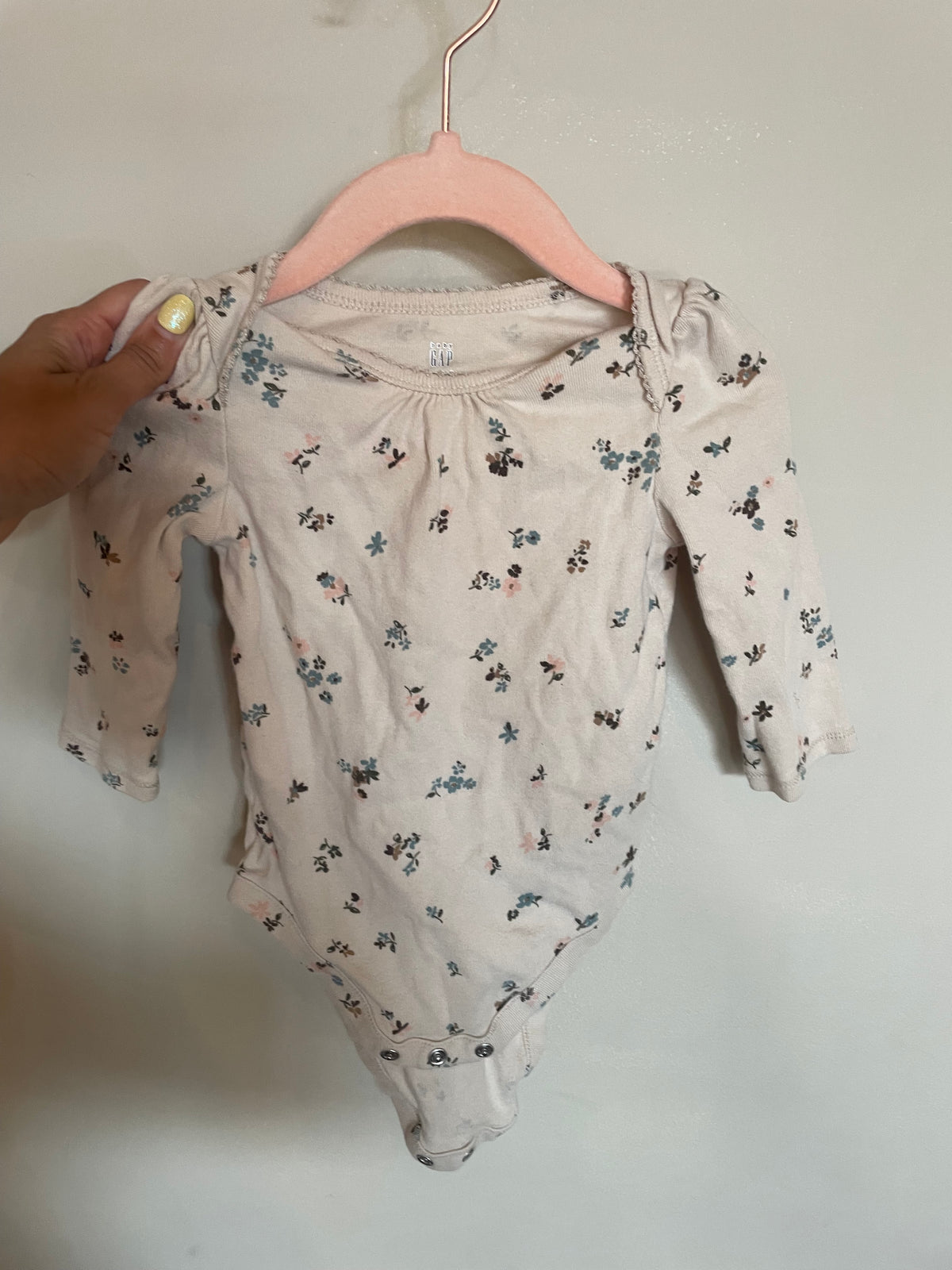 CC - Consignment - Baby Gap Tan Floral Onesie - 6-12M