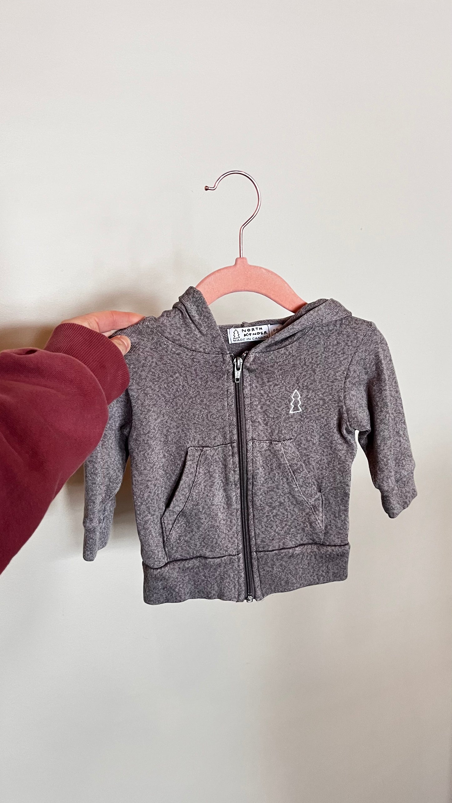 AM - Consignment - North Kinder Zip Up - 0-6M