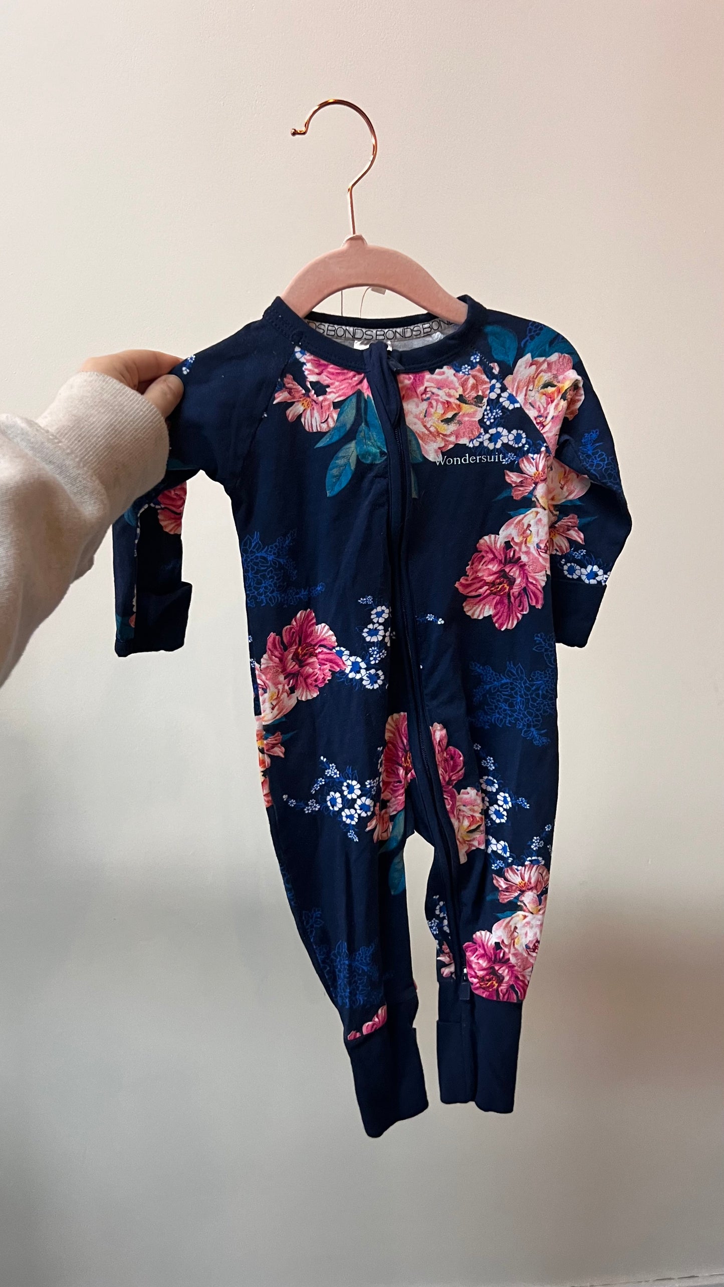 Trendy & Chic - Bonds - 3-6M romper