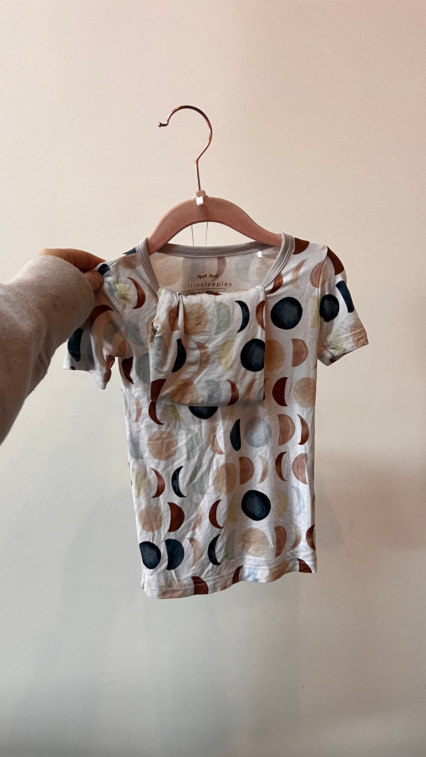 Trendy & Chic - Little Sleepies 2 pc Set - 18-24M