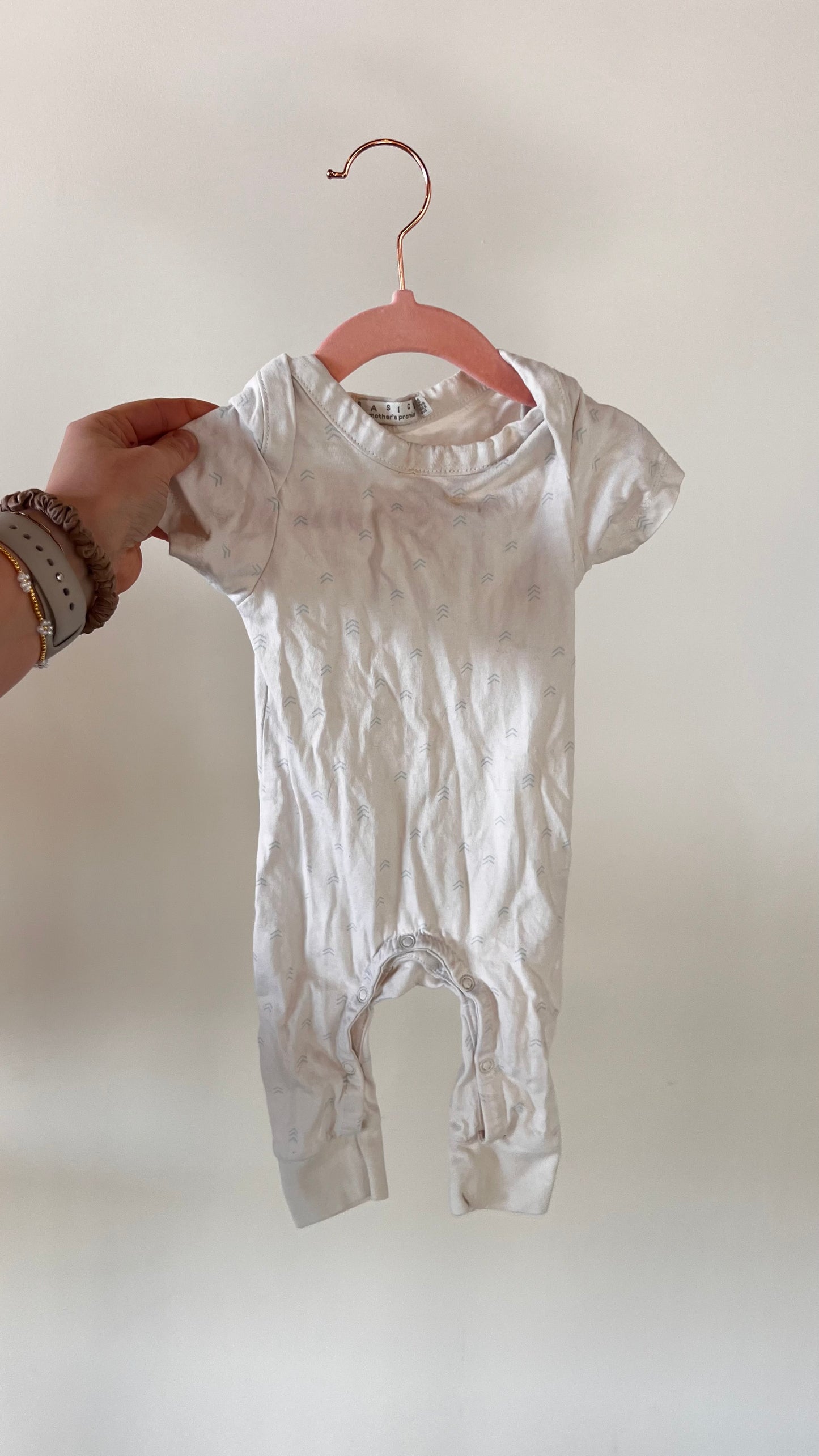 JE - Consignment - Mothers Promise Romper - 6-9M