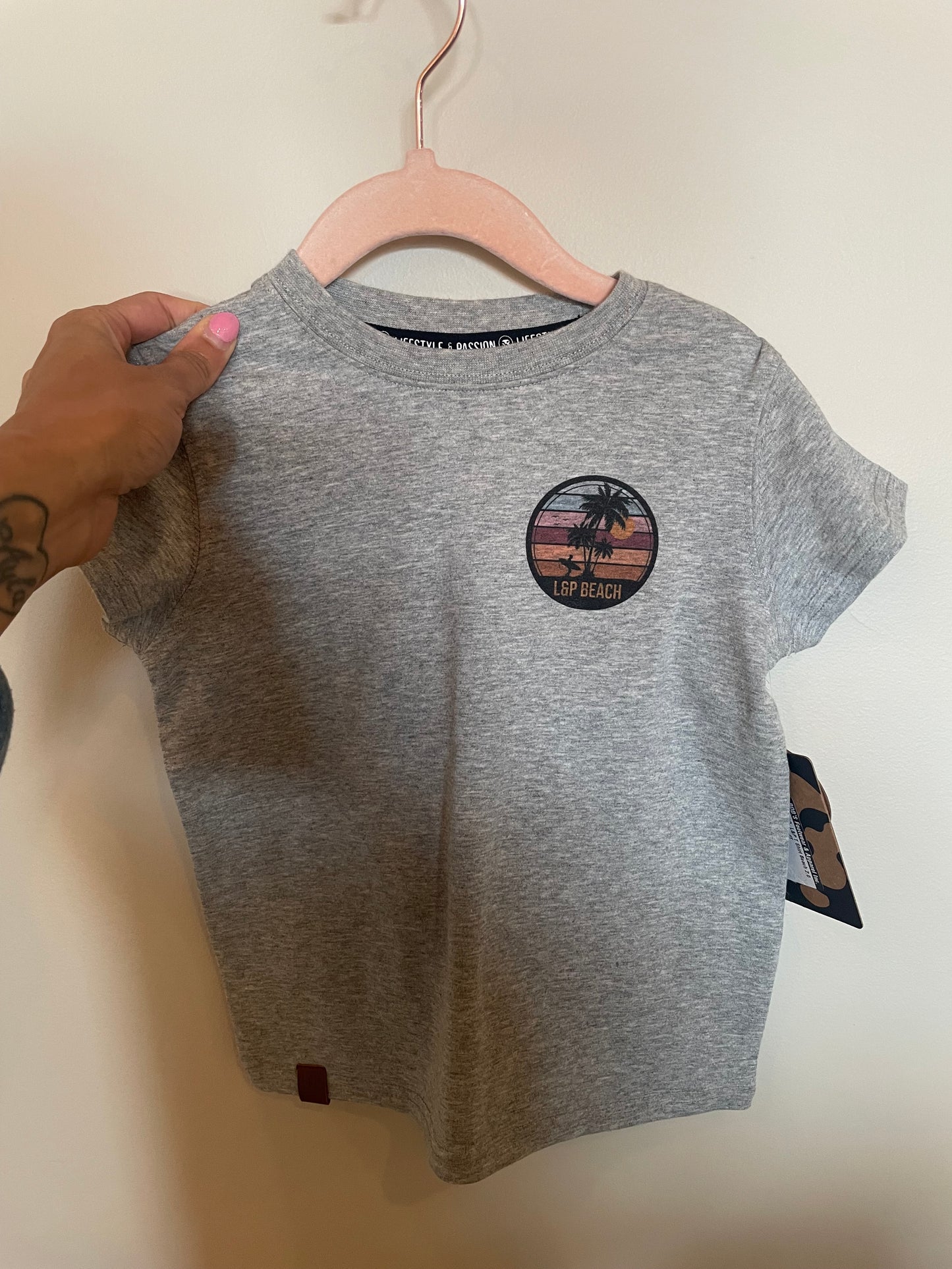 BM - Consignment - NWT Lifestyle & Passion Grey T-Shirt - 3-4T