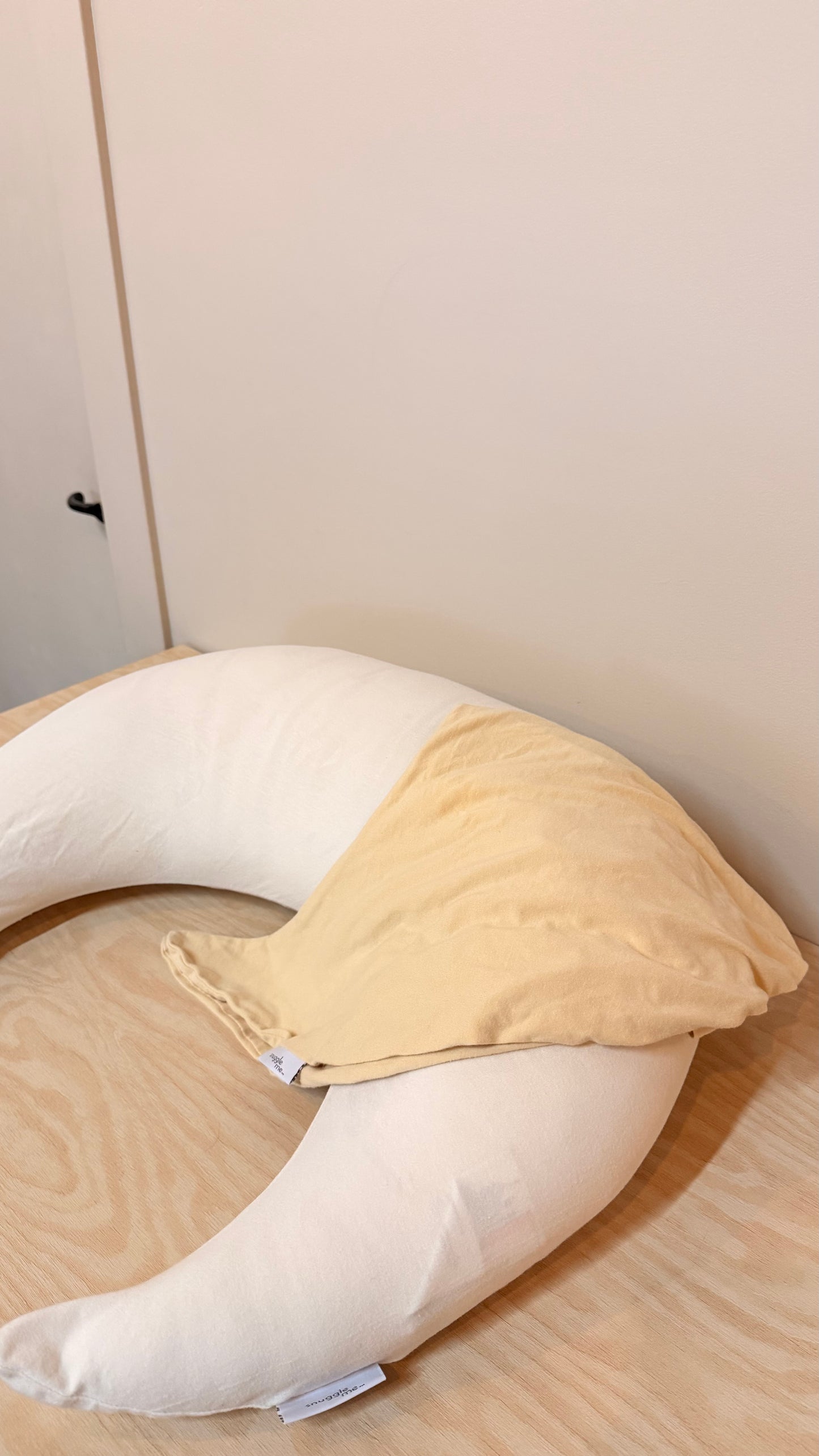 CC - Consignment - Snuggle Me Organic Feeding Support Pillow & Two Covers