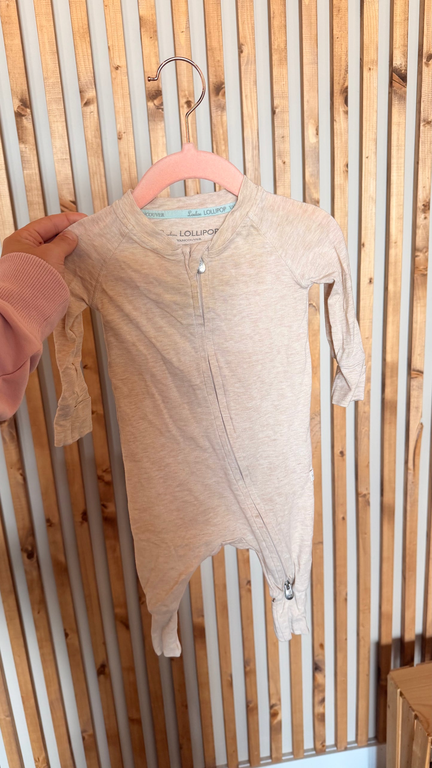 CC - Consignment - Loulou Lollipop - Beige Sleeper - 0-3M