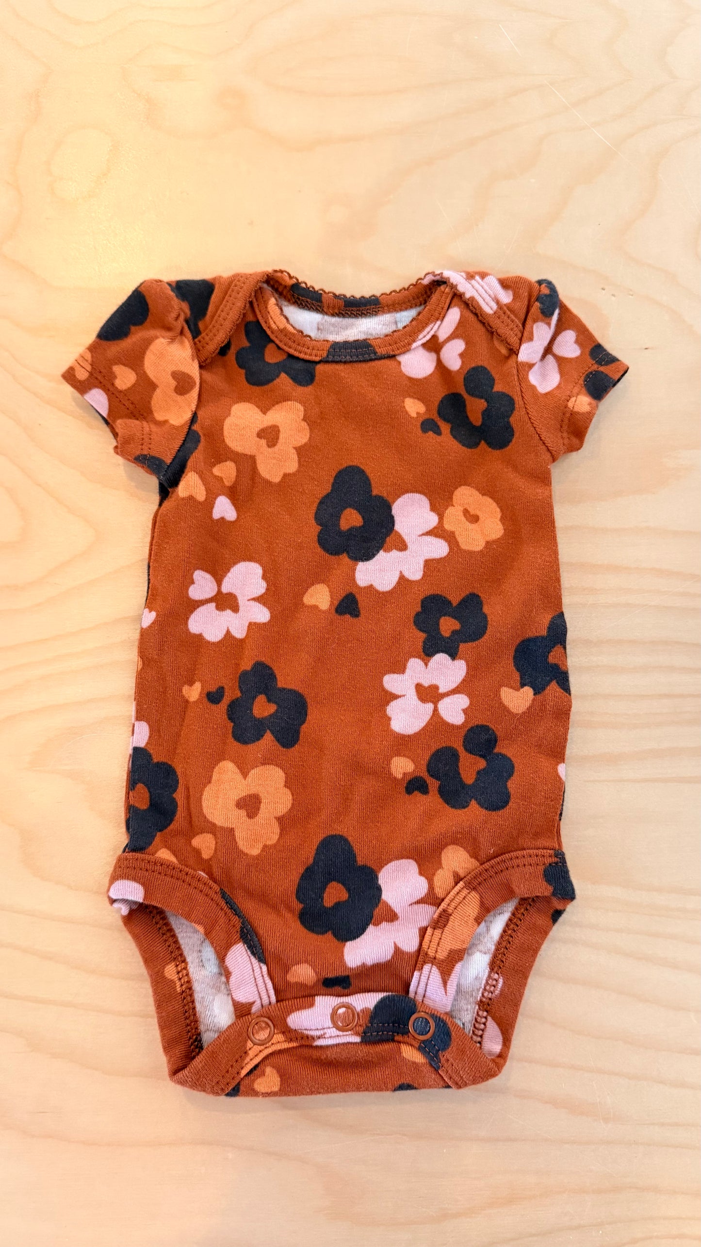 CC - Consignment - Carters Rust Floral Bodysuit - Newborn