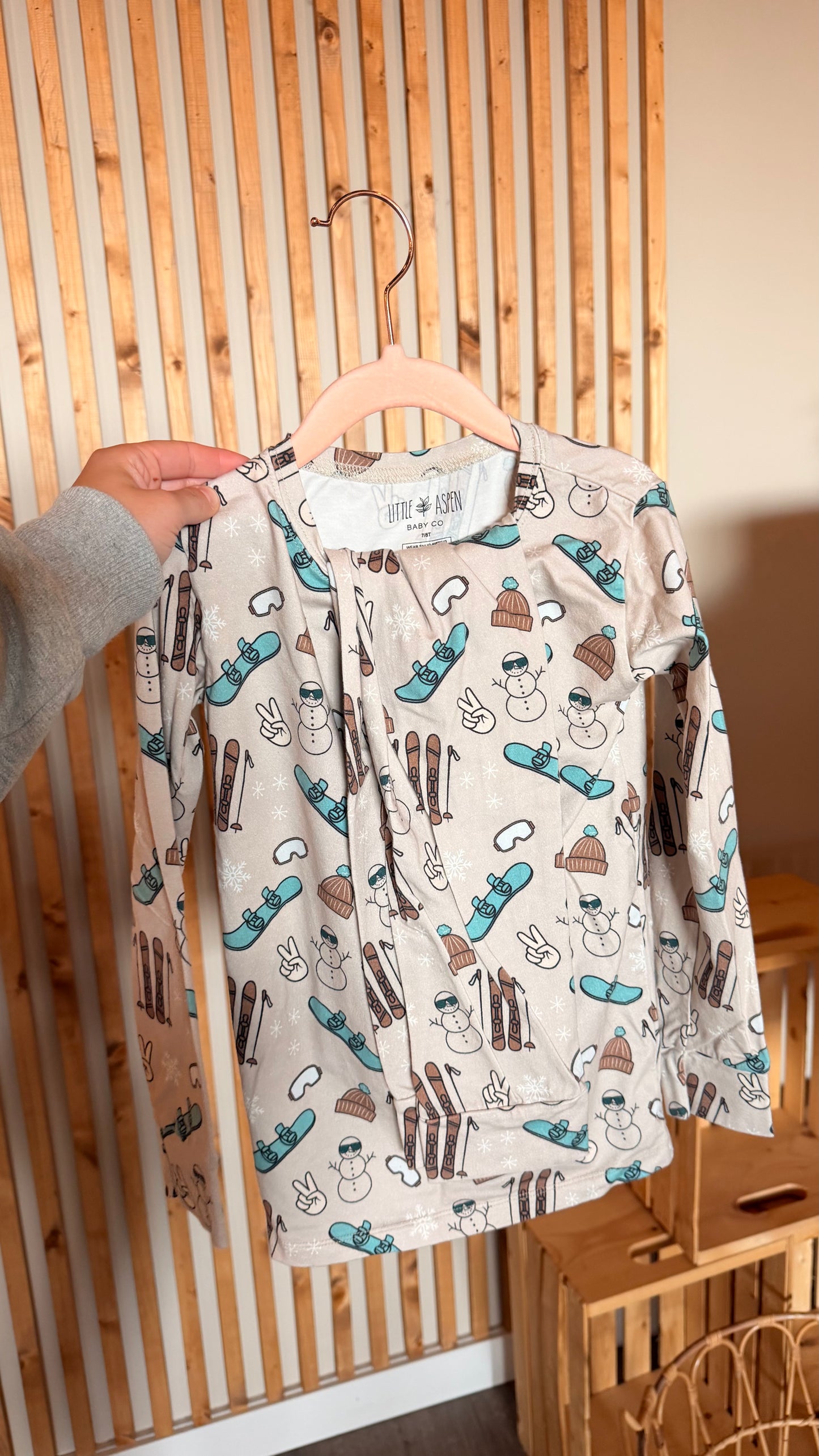 MM - Consignment - Little Aspen Ski Bums Two Piece PJs 7/8