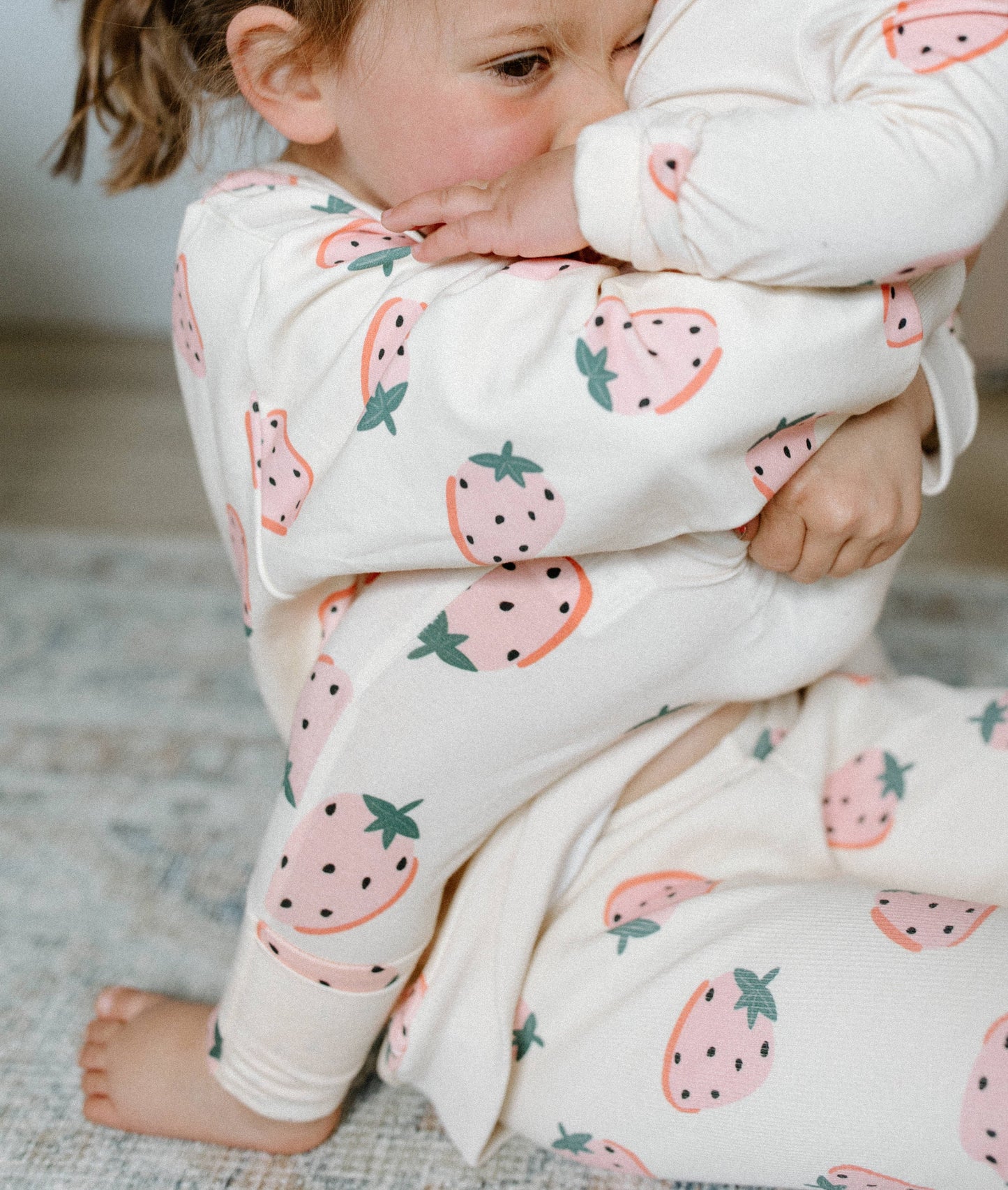LITTLE LUBA - Strawberry - Lounge Set