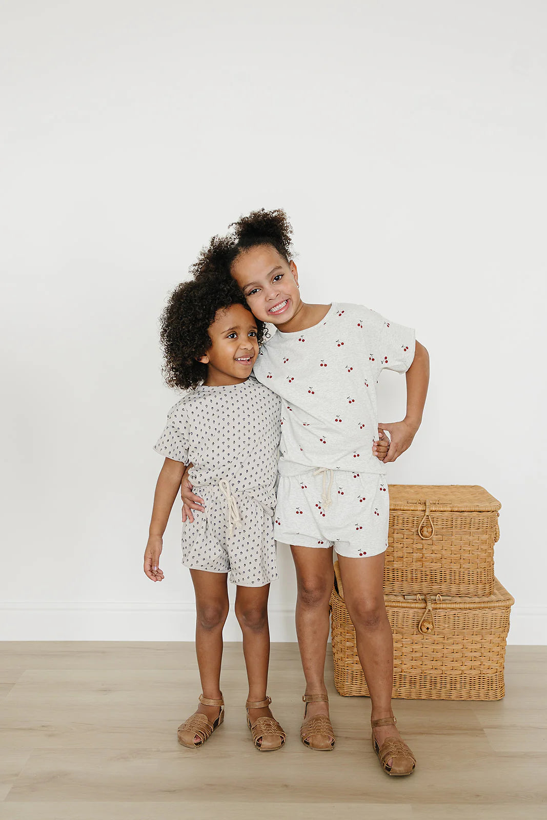 Mebie Baby - Berry Floral Short Set