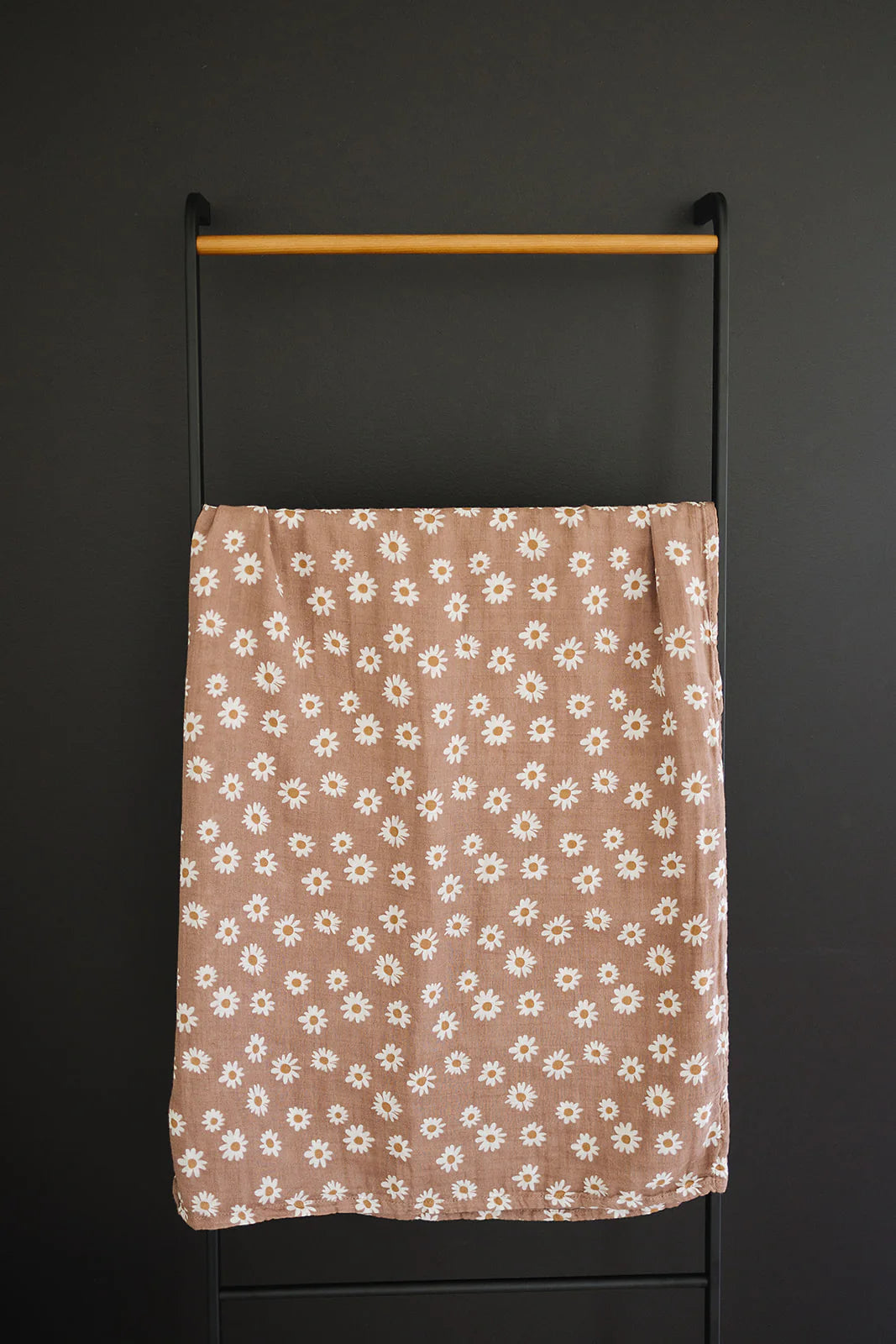 Daisy swaddle hotsell