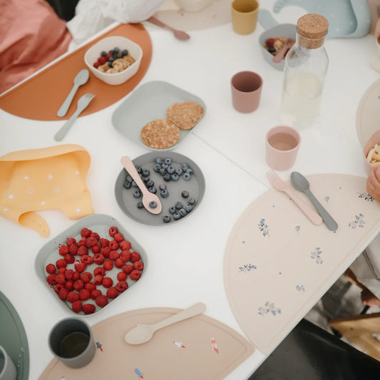 Mushie - Dinnerware Fork and Spoon Set - Pale Daffodil