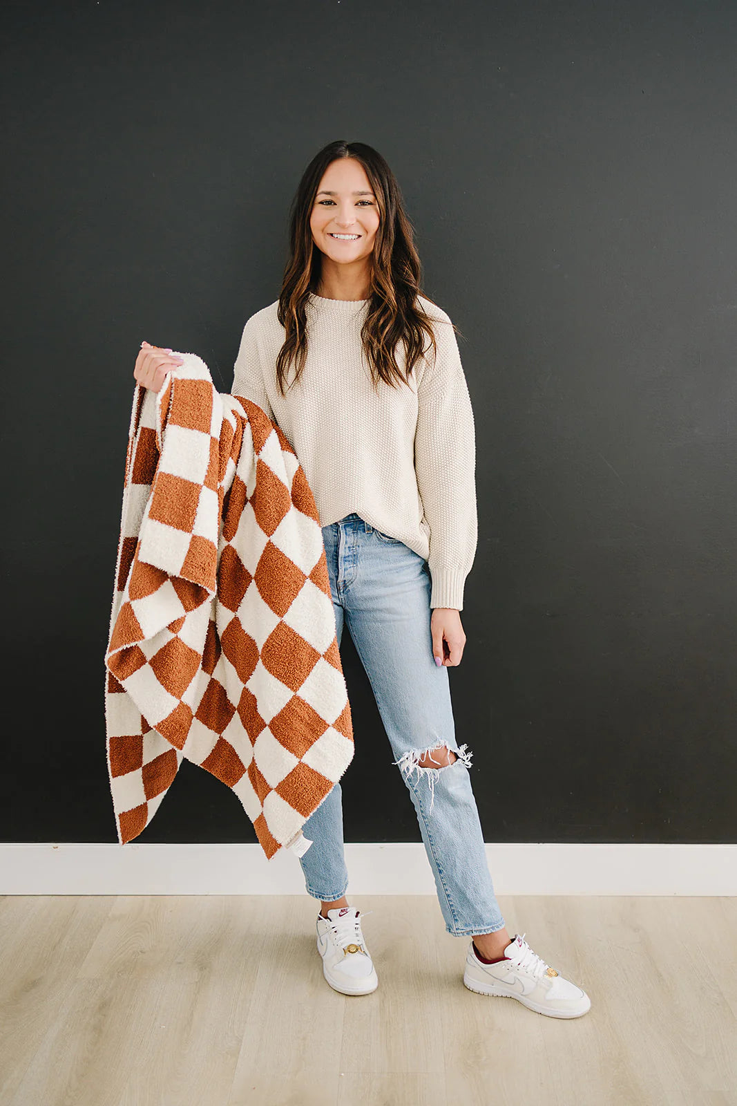 Mebie Baby - Rust Checkered Plush Blanket