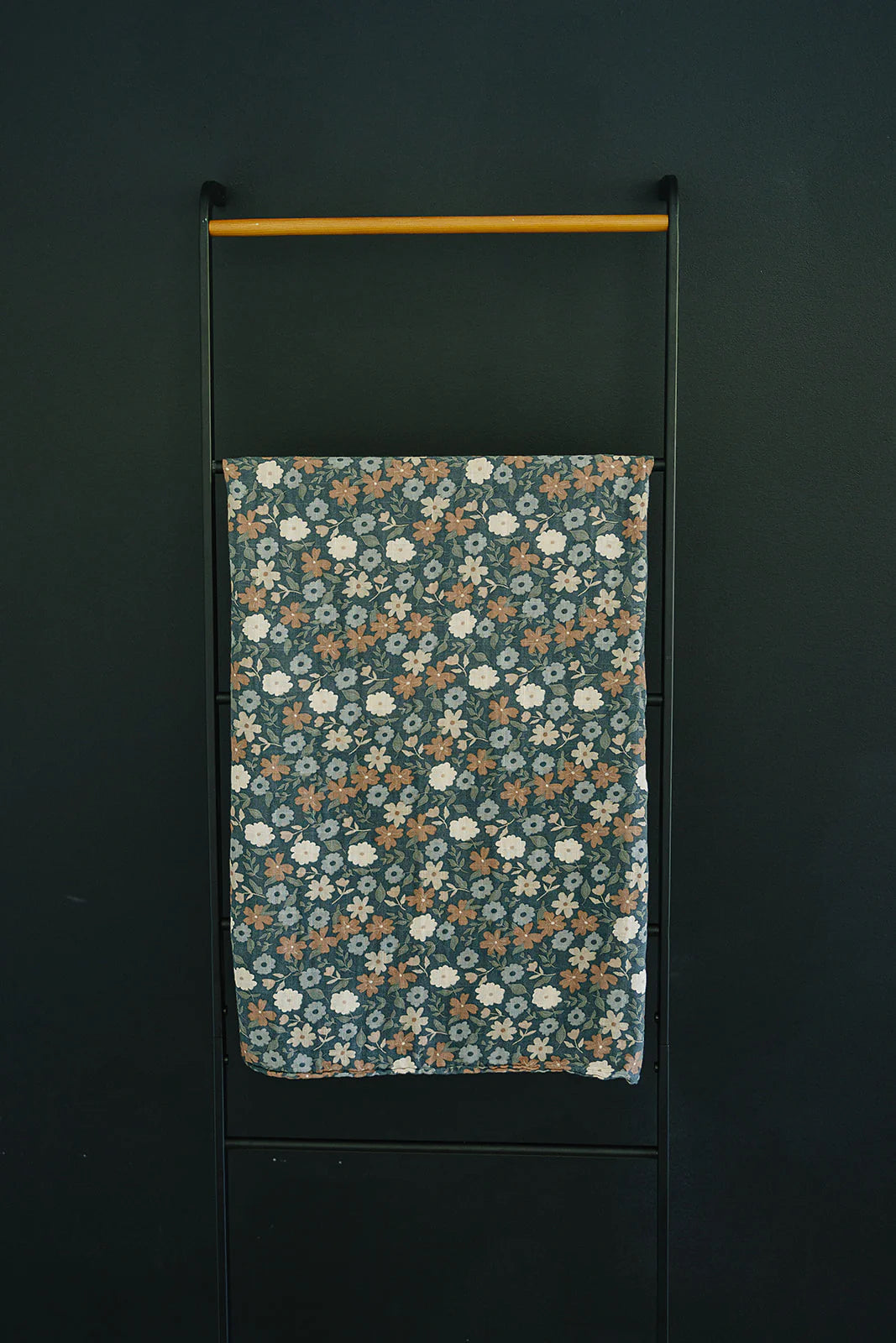 Mebie Baby - Midnight Floral Muslin Swaddle Blanket