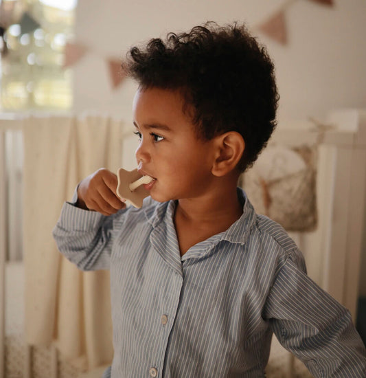 Mushie - Star Training Toothbrush - Shifting Sand