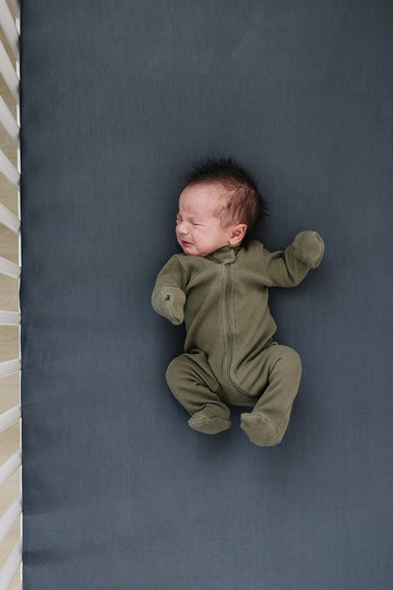 Mebie Baby - Charcoal Stretch Crib Sheet