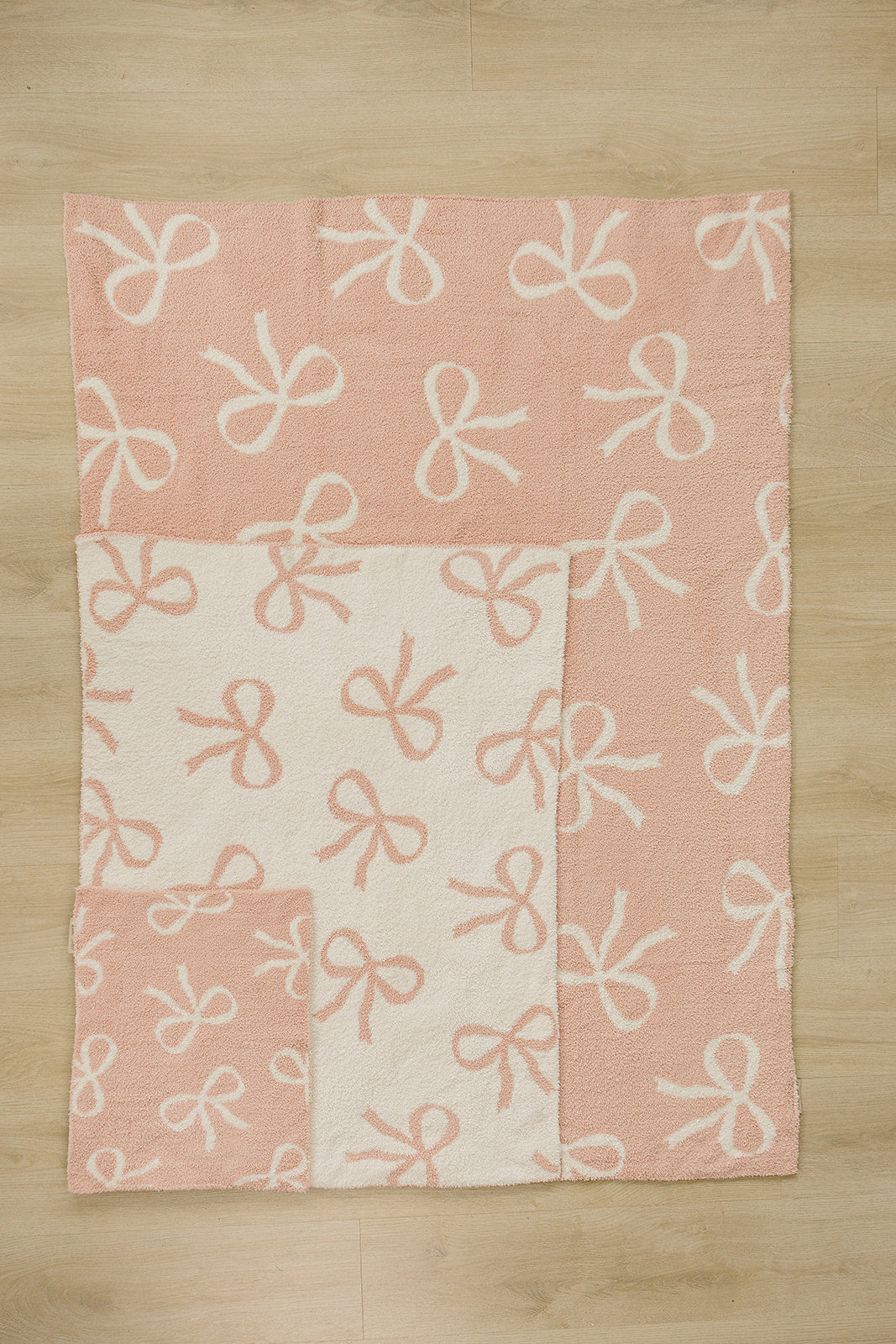 Pre Order - Mebie Baby - Pink Bow Plush Blanket