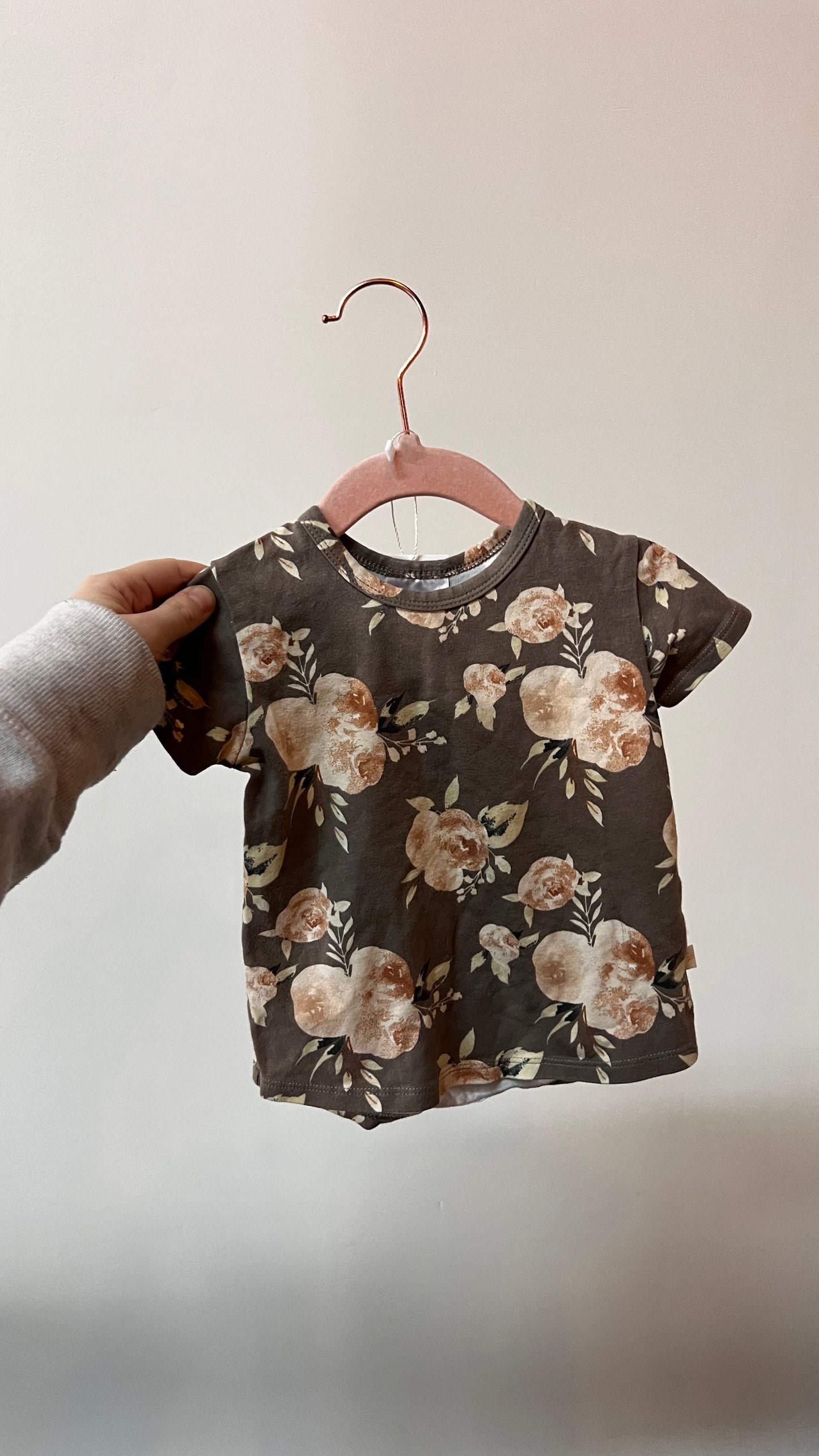 Trendy & Chic - Jax & Lennon - 6-12M - Flower Shirt