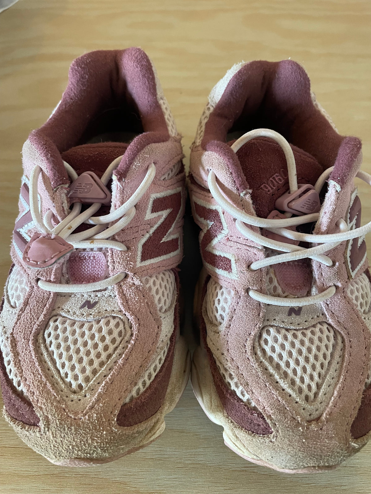 JH - Consignment - New Balance Sneakers - 8US
