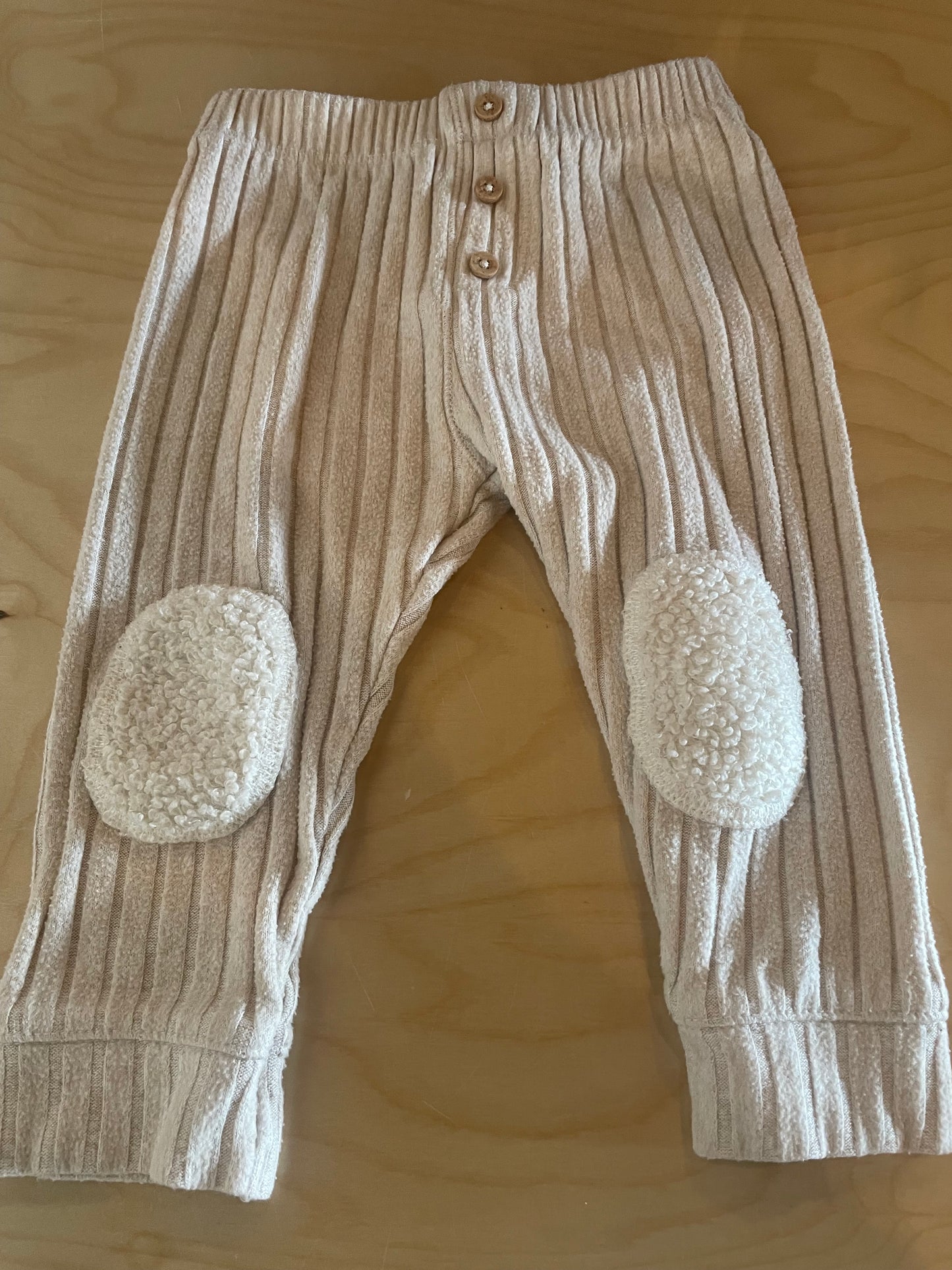 AM - Consignment - Zara Beige Fuzzy Knee Pant - 12-18M