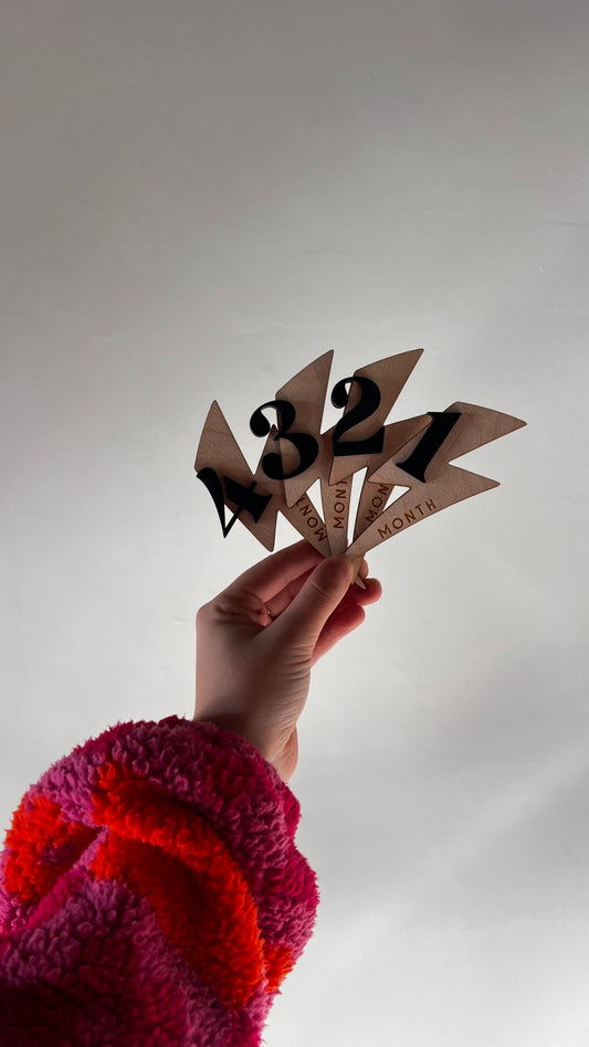 Sawdust & Stain - Milestone Discs - Lightning Bolts