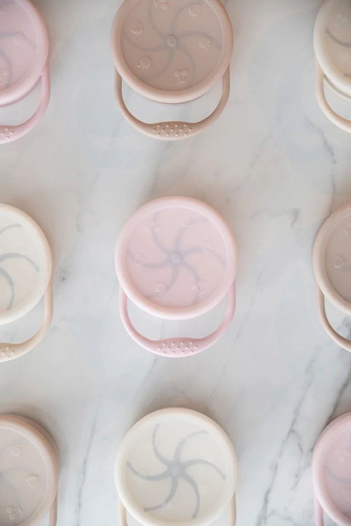 Hallington - Collapsible Silicone Snack Cup