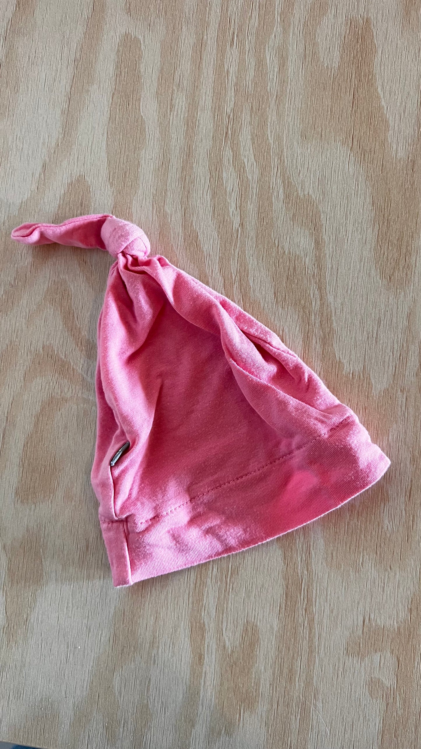 KRH - Consignment - Kyte Baby Pink NB Knot Hat
