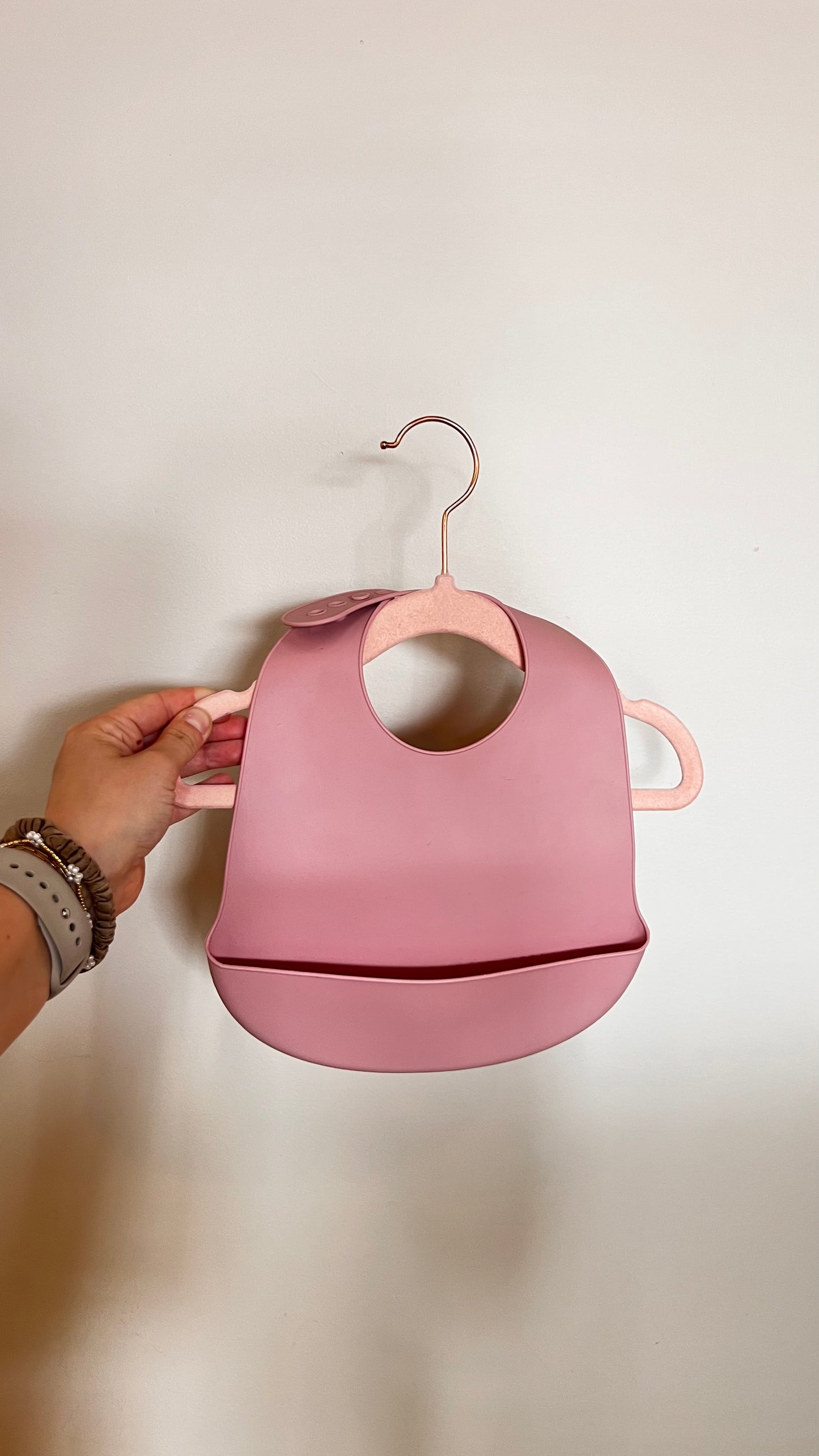 DS - Consignment - Pink Silicone Bib
