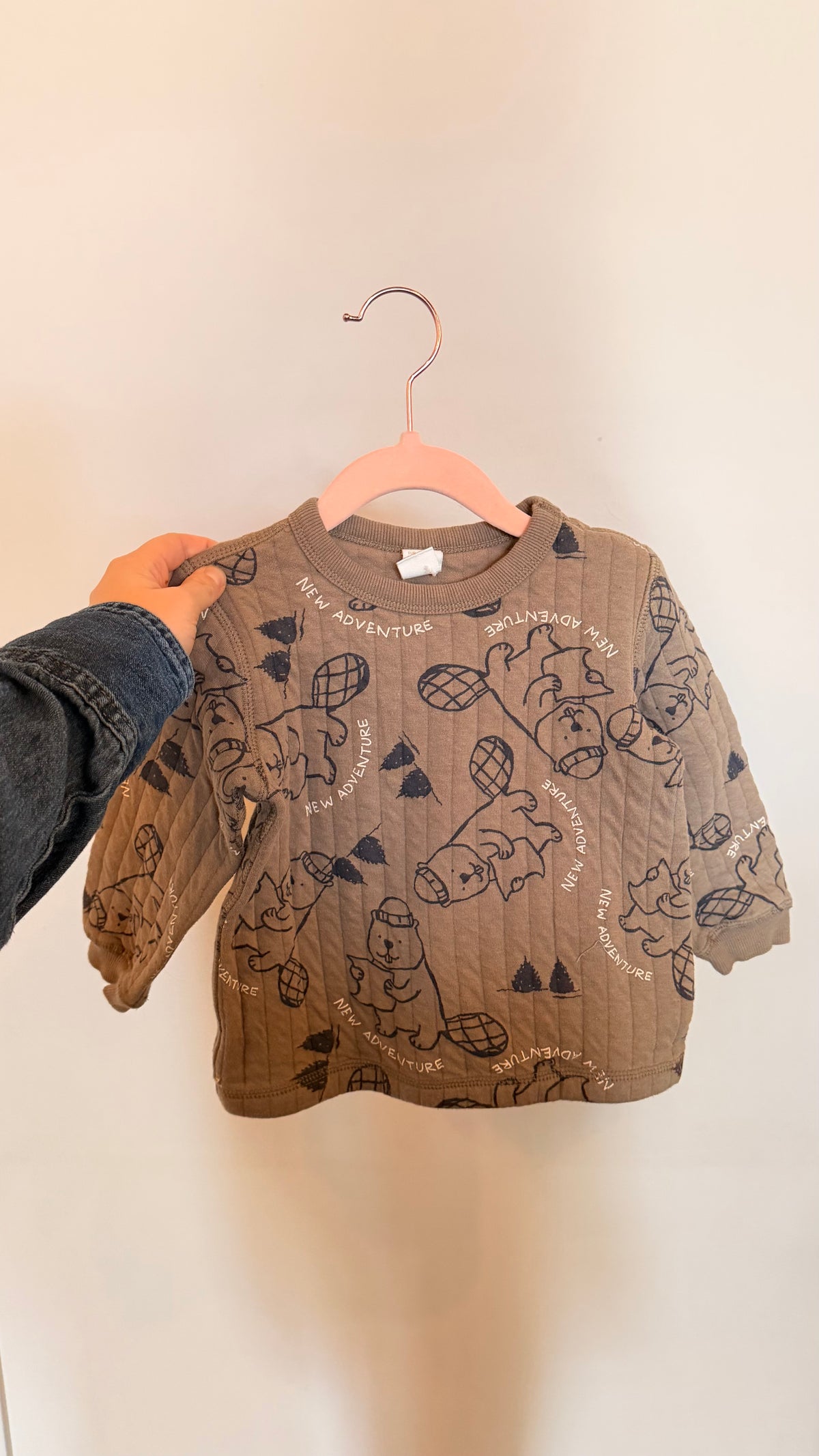 KD Consignment - H&M Olive Beaver Crew 3T