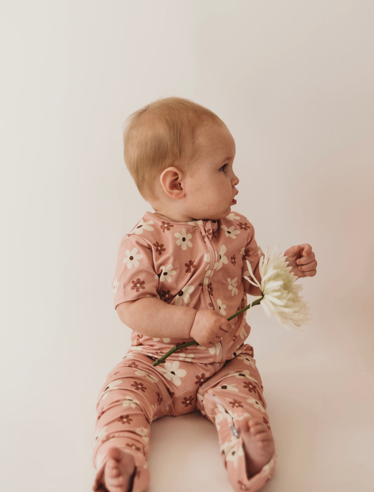 Little Aspen Baby - Daisy Dreams Short Sleeve Romper
