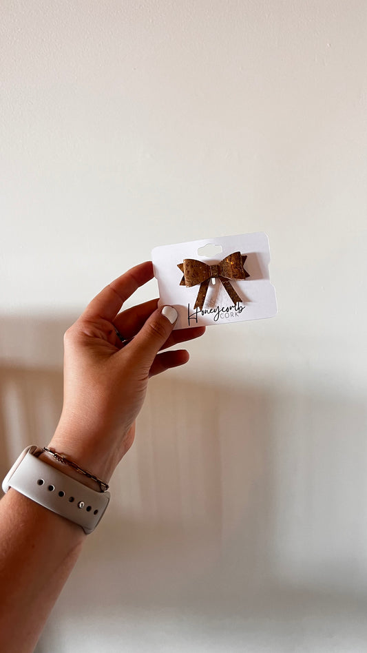 Honeycomb Cork - Sadie Bow - Clip - Gold Cork