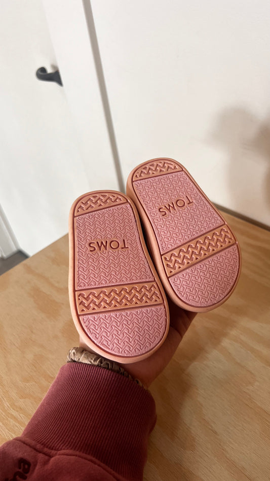 MR - Consignment - Toms Baby Shoe - T3