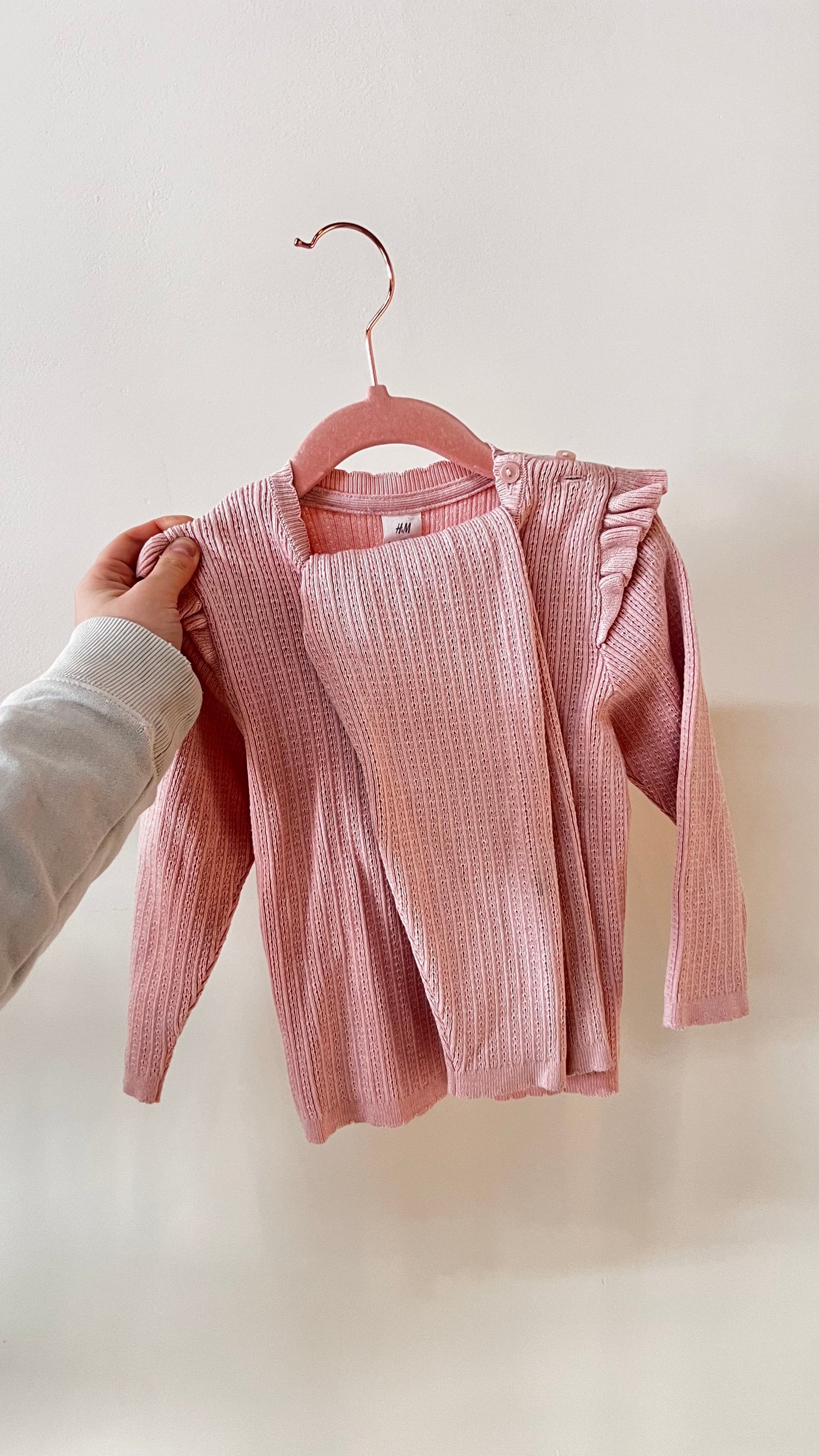 B&B - Consignment - NWOT H&M 2pc Set - Pink Knit - 18M