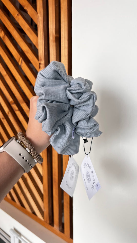 Little Rock Bow Co - Scrunchie - Ribbed Blue
