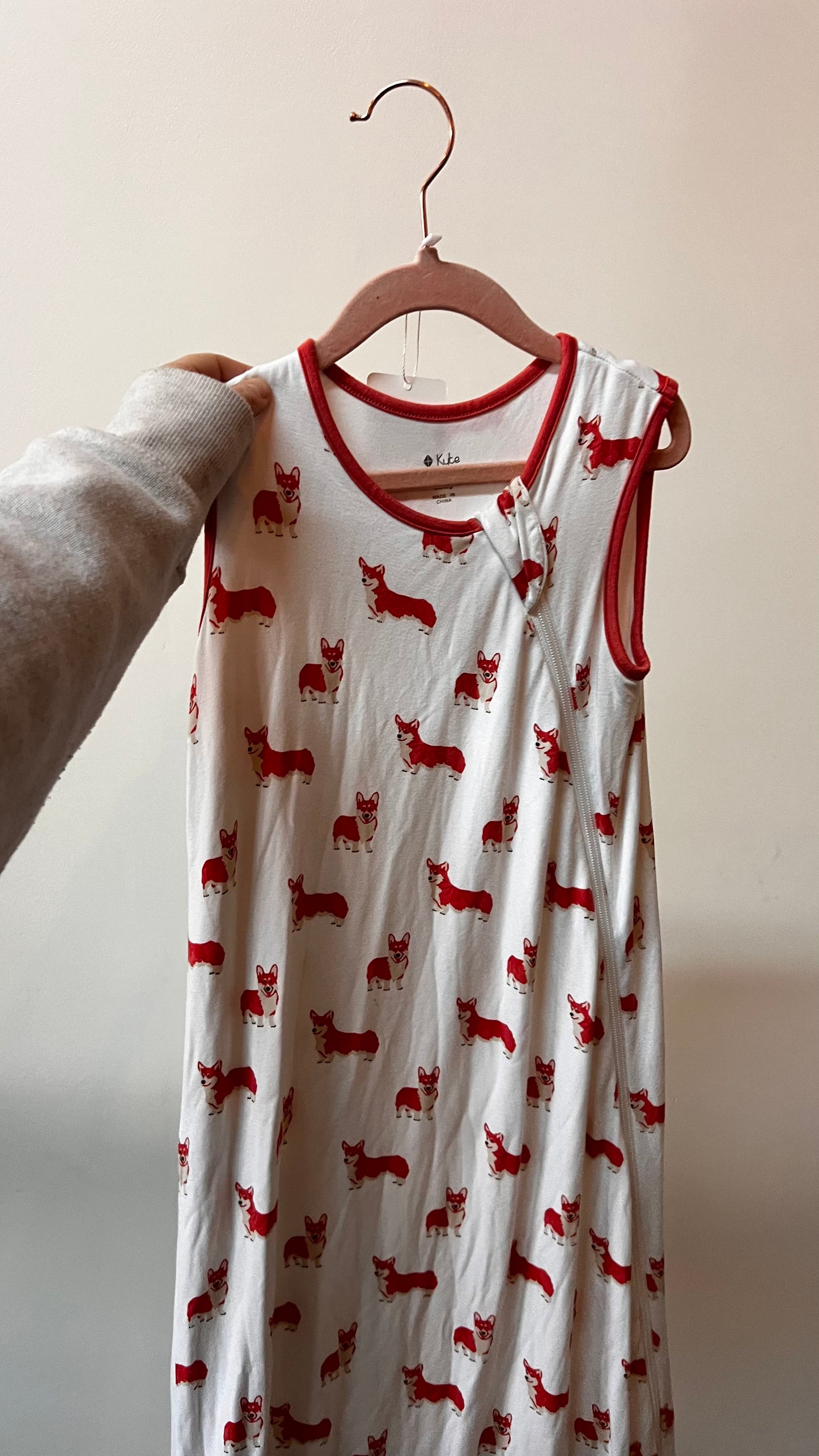 Trendy & Chic - Kyte Baby 18-36M - 0.5 TOG Sleep Sack - Corgi