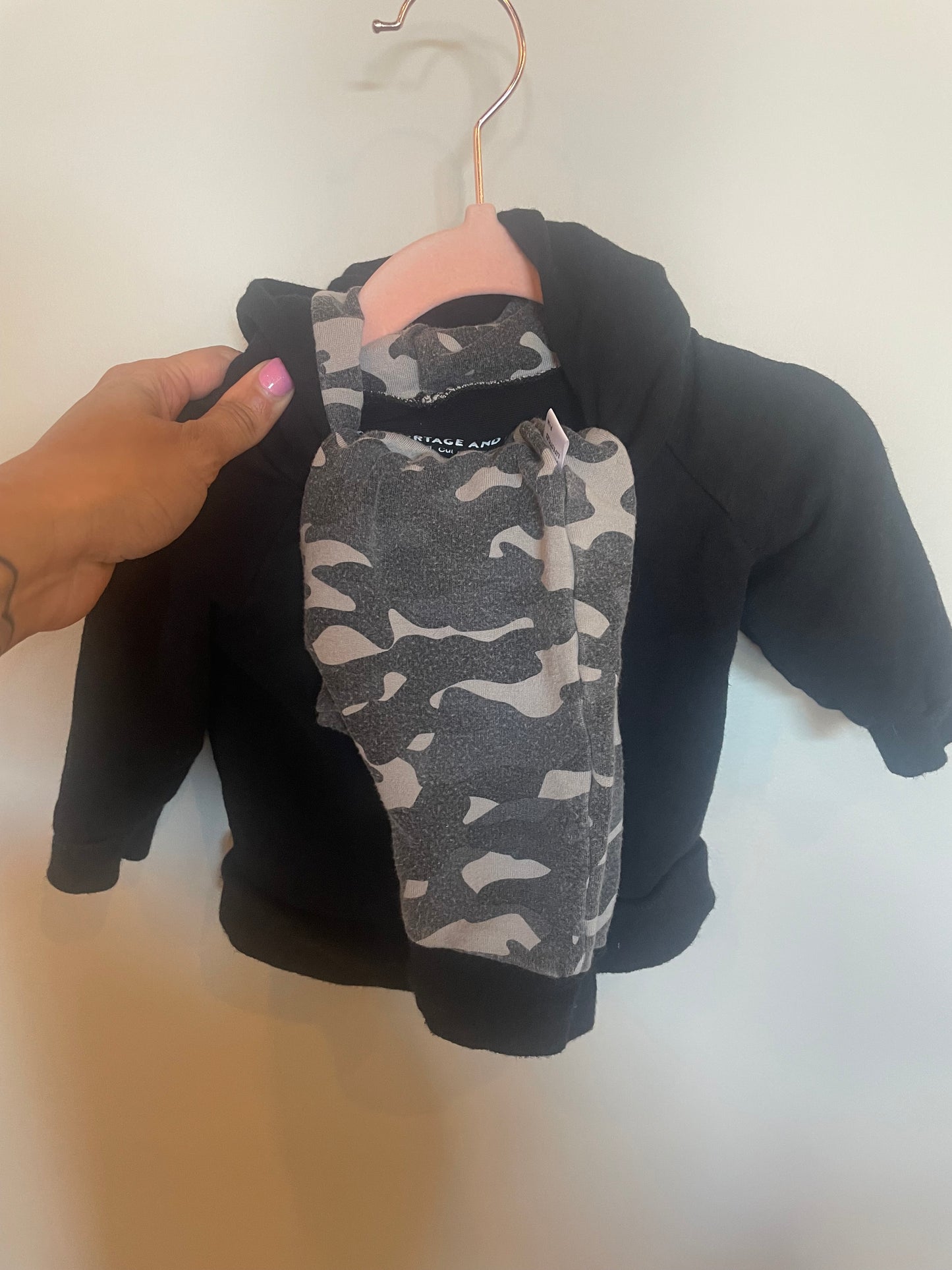 CC - Consignment - Portage & Main army set 0-6M