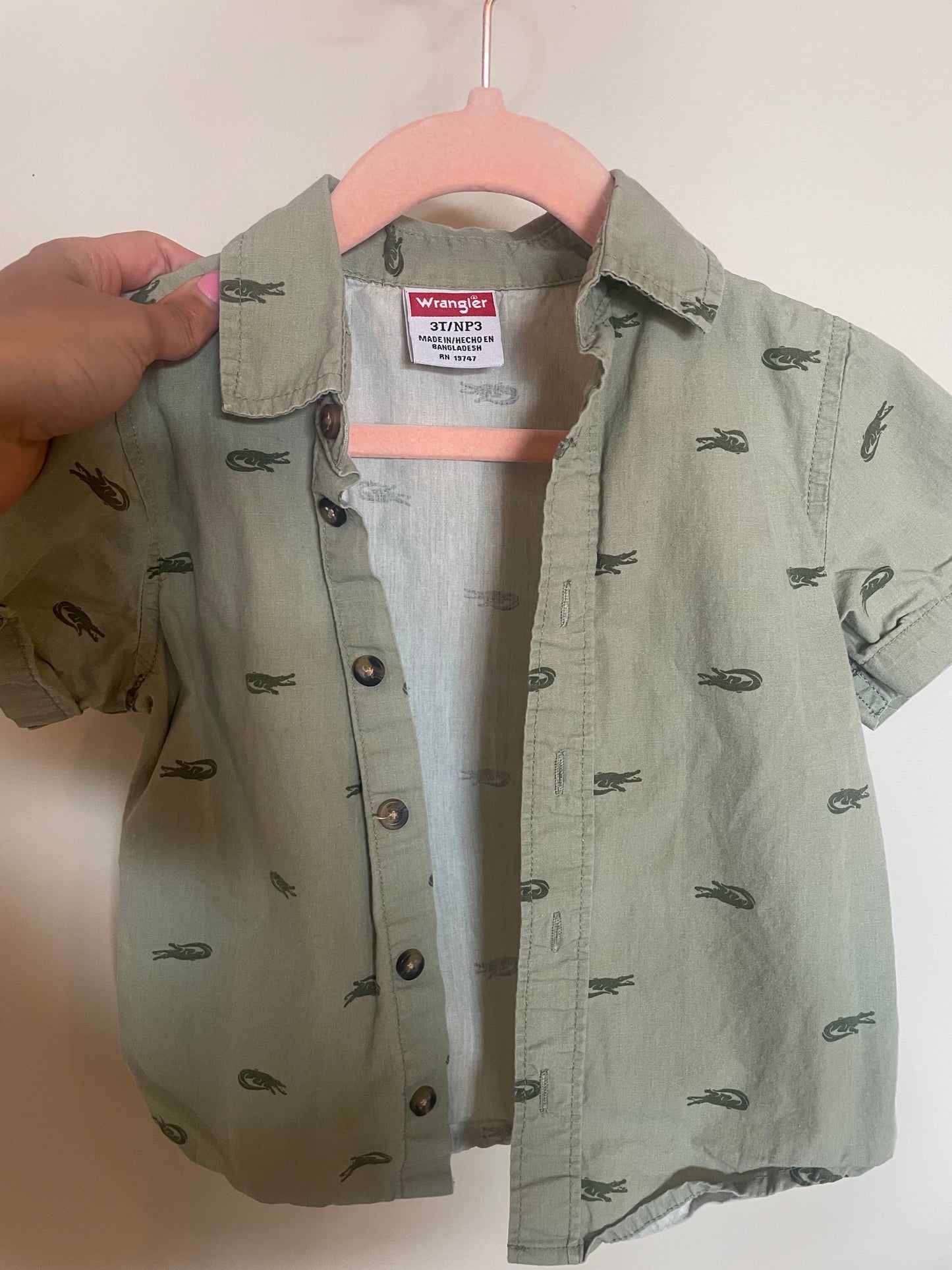 CD - Consignment - Wrangler Alligator Button Up - 3T