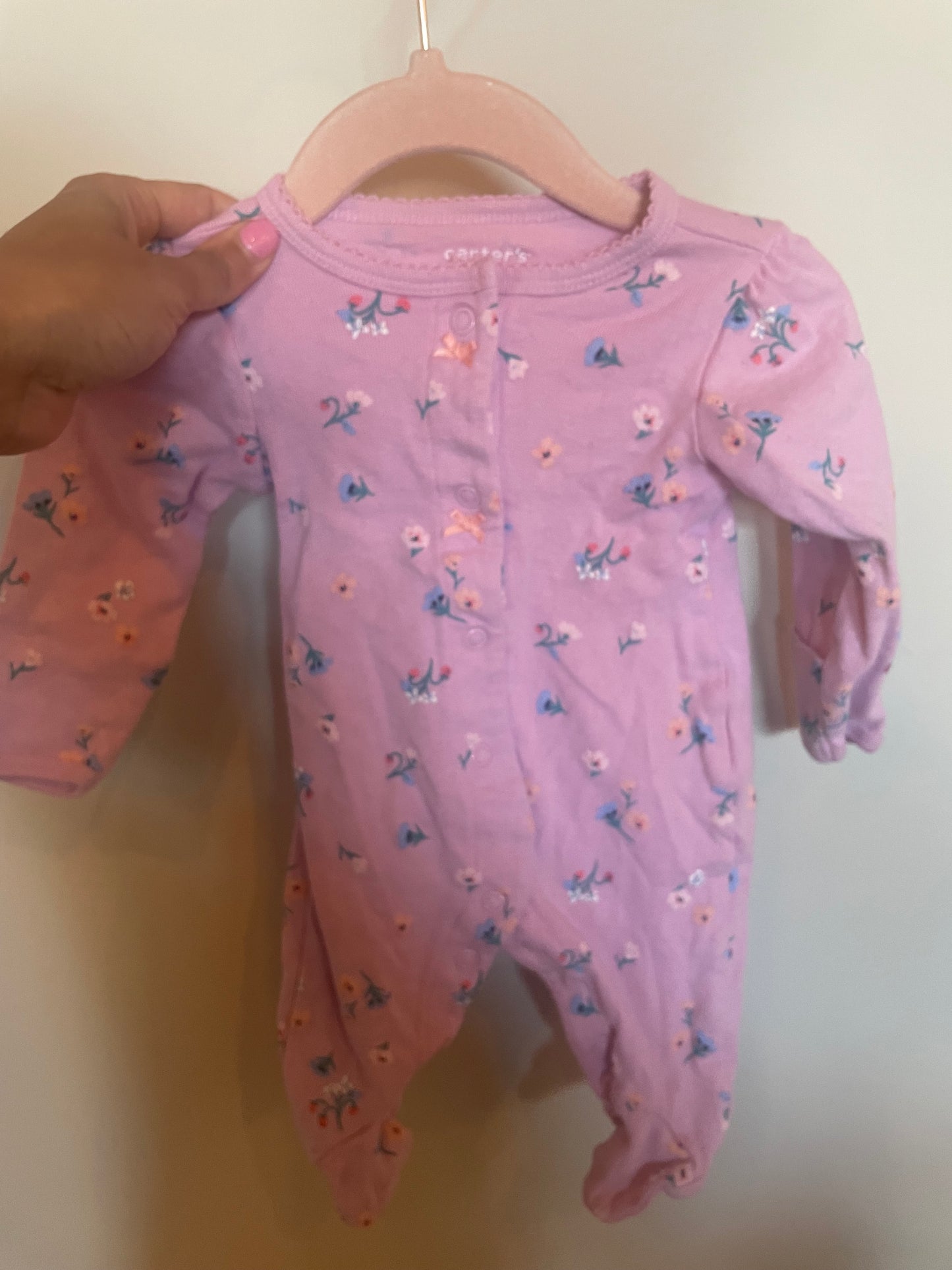 CC - Consignment - pink floral sleeper - Newborn