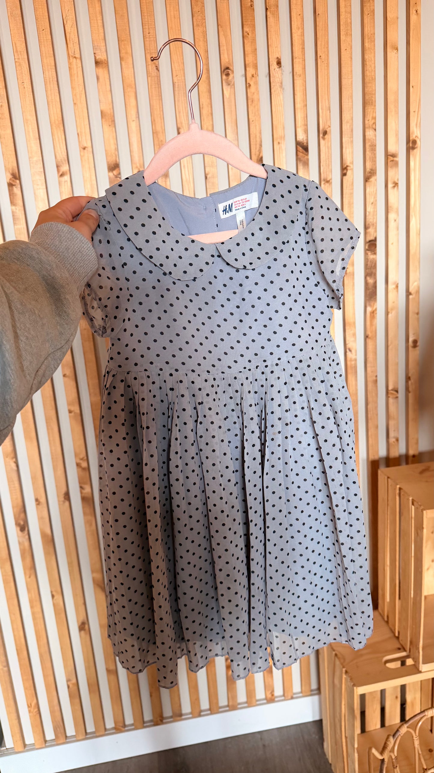MM - Consignment - H&M Grey Polka Dot Dress 5-6Y