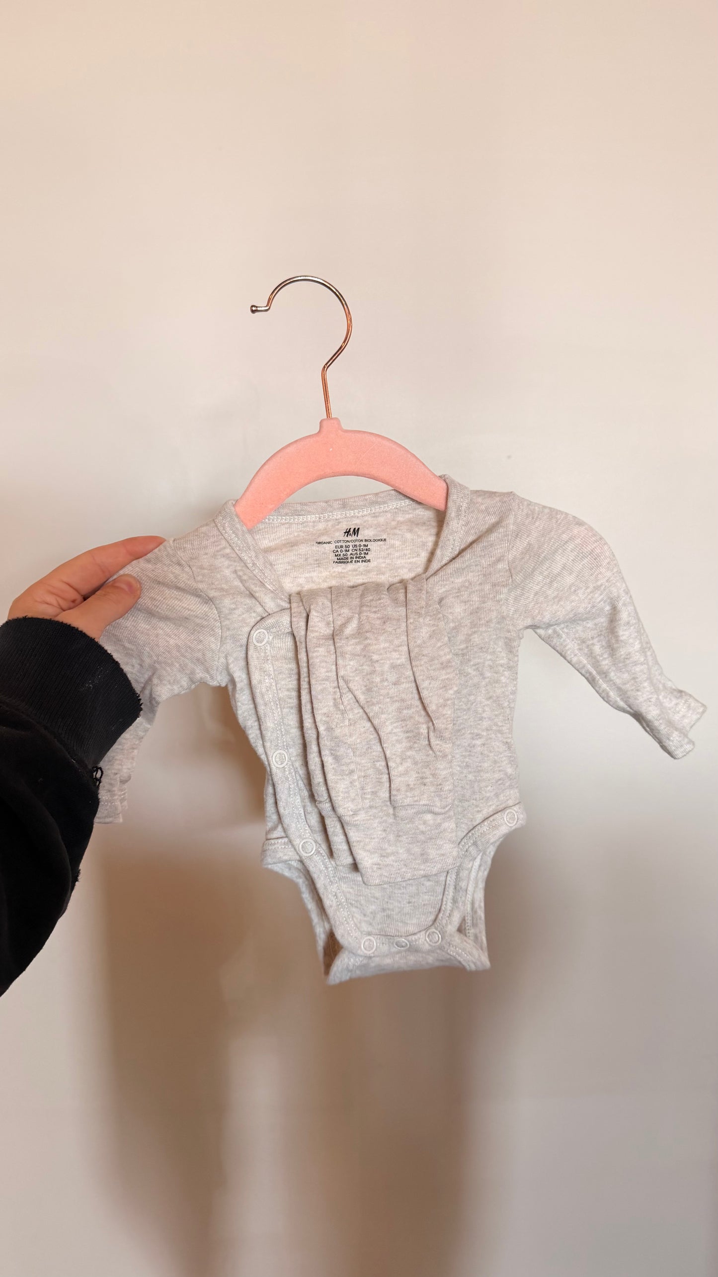 BB Consignment - H&M Beige Two Piece Set - 0-1M