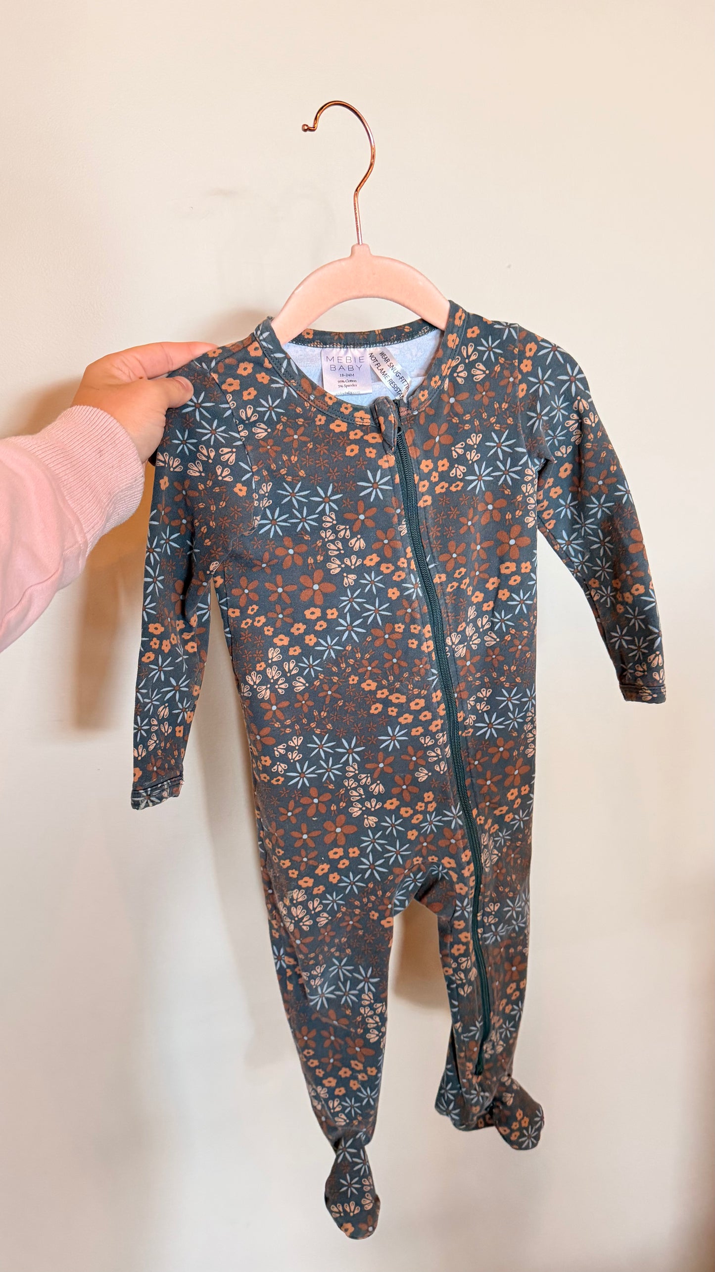 SJ - Consignment - Mebie Baby Navy Floral Bamboo Sleeper 18-24M