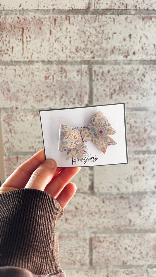 Honeycomb Cork - Kenna Bow - Clip - Pastel Floral
