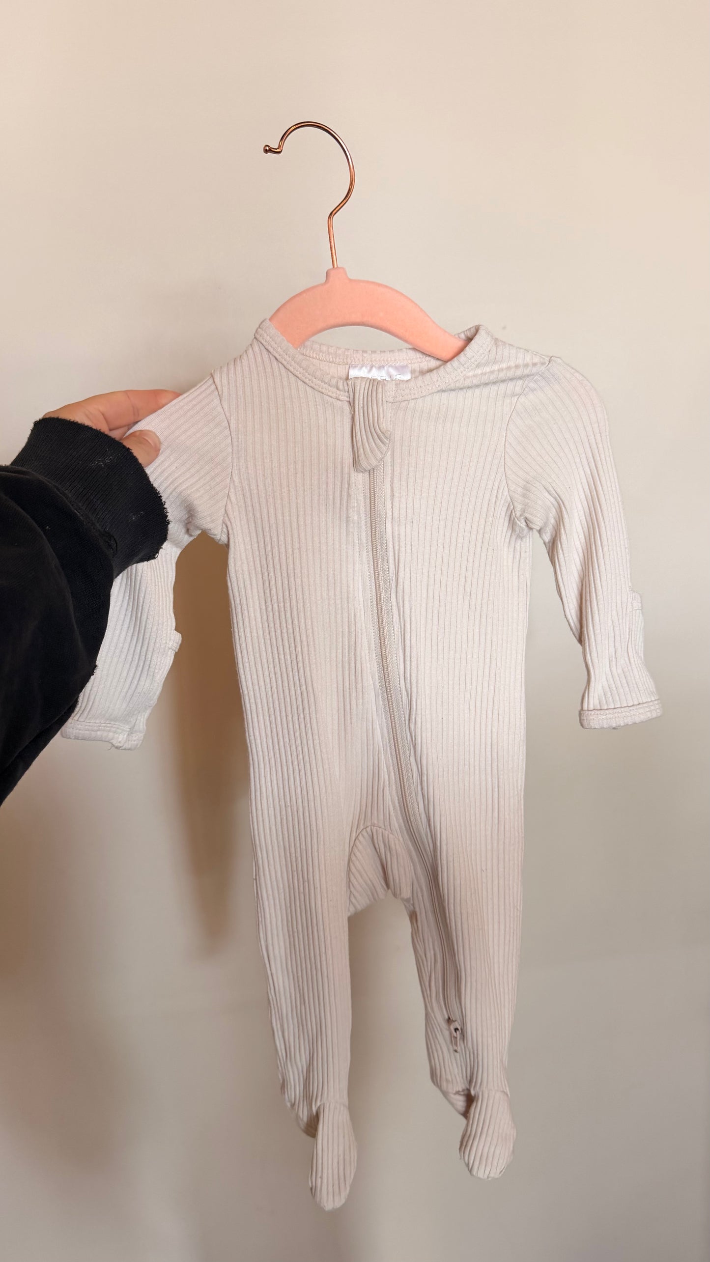 BB Consignment - Mebie Baby Cream Ribbed Sleeper 0-3M
