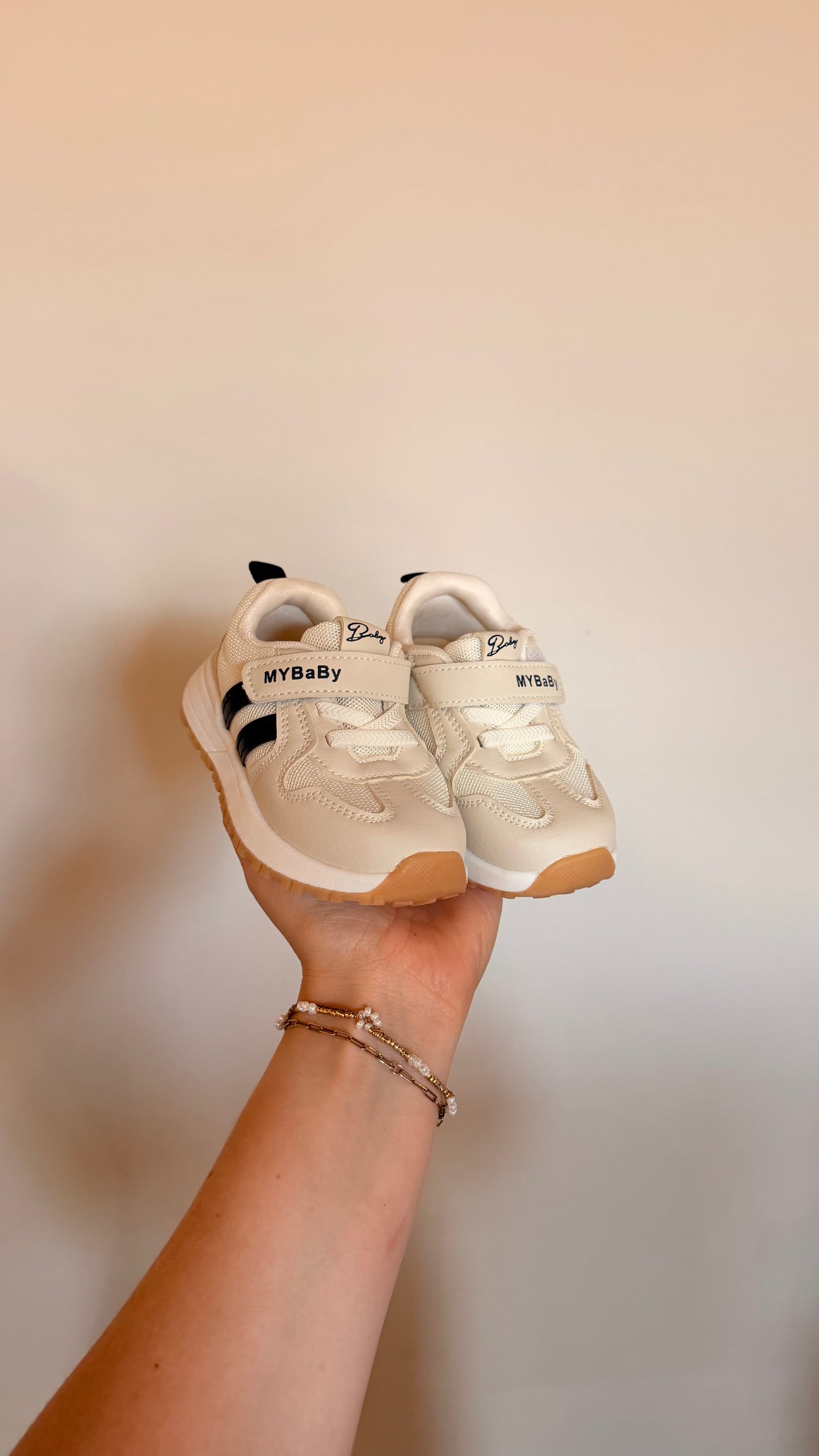 MM Consignment - Beige Baby Shoes - Size 19