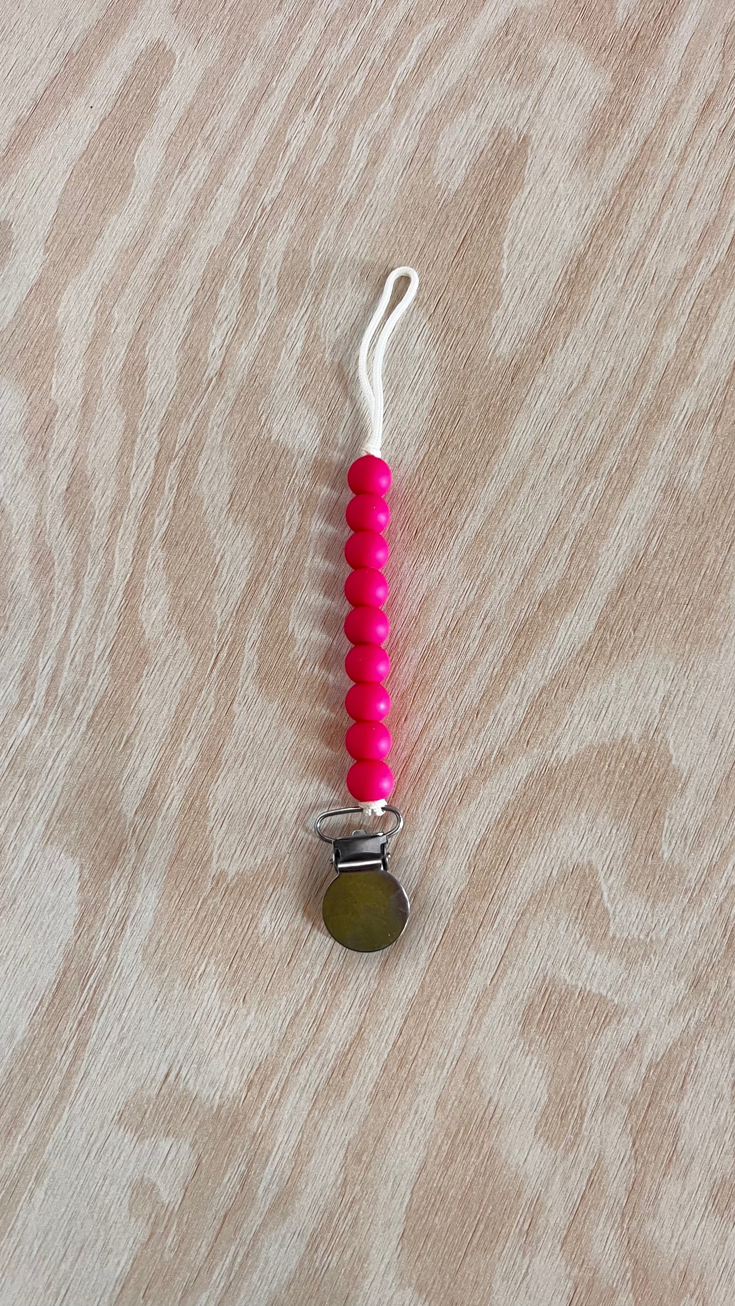 DS - Consignment - Hot Pink Paci Clip
